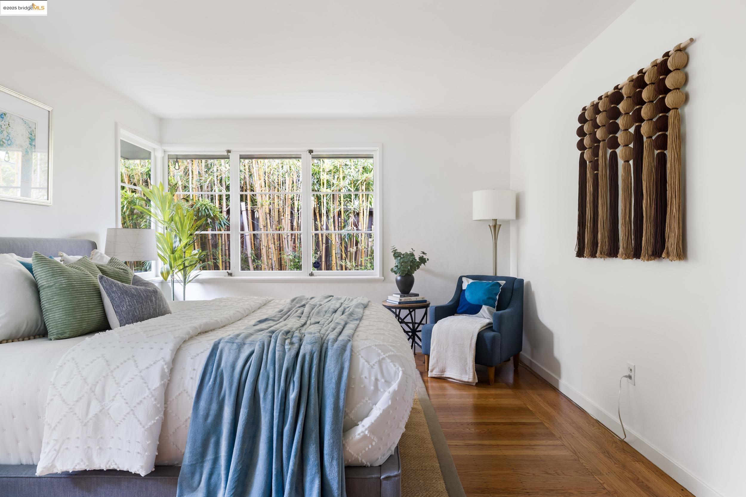 Detail Gallery Image 29 of 37 For 2439 Oregon St, Berkeley,  CA 94705 - 2 Beds | 1 Baths