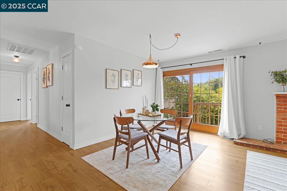 Detail Gallery Image 16 of 52 For 901 N Rancho Rd, El Sobrante,  CA 94803 - 4 Beds | 3 Baths