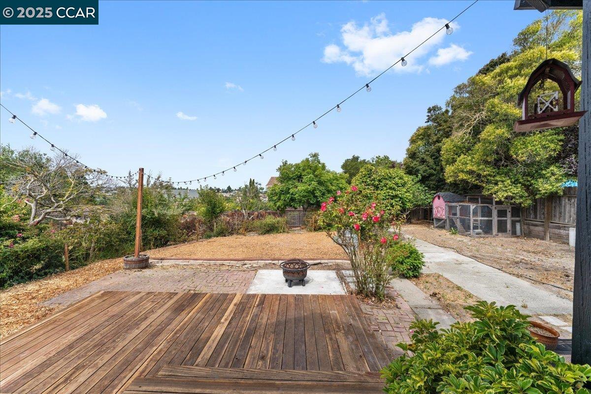 Detail Gallery Image 39 of 52 For 901 N Rancho Rd, El Sobrante,  CA 94803 - 4 Beds | 3 Baths