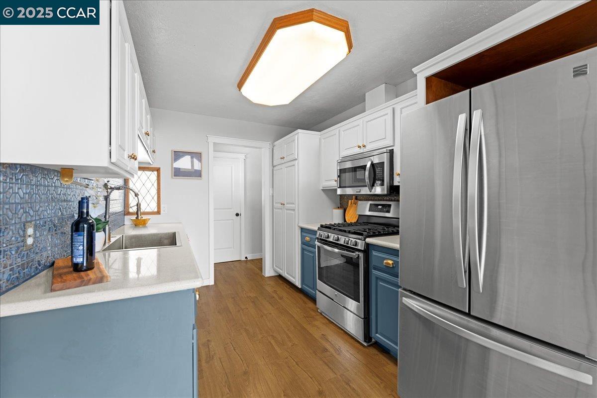 Detail Gallery Image 6 of 52 For 901 N Rancho Rd, El Sobrante,  CA 94803 - 4 Beds | 3 Baths