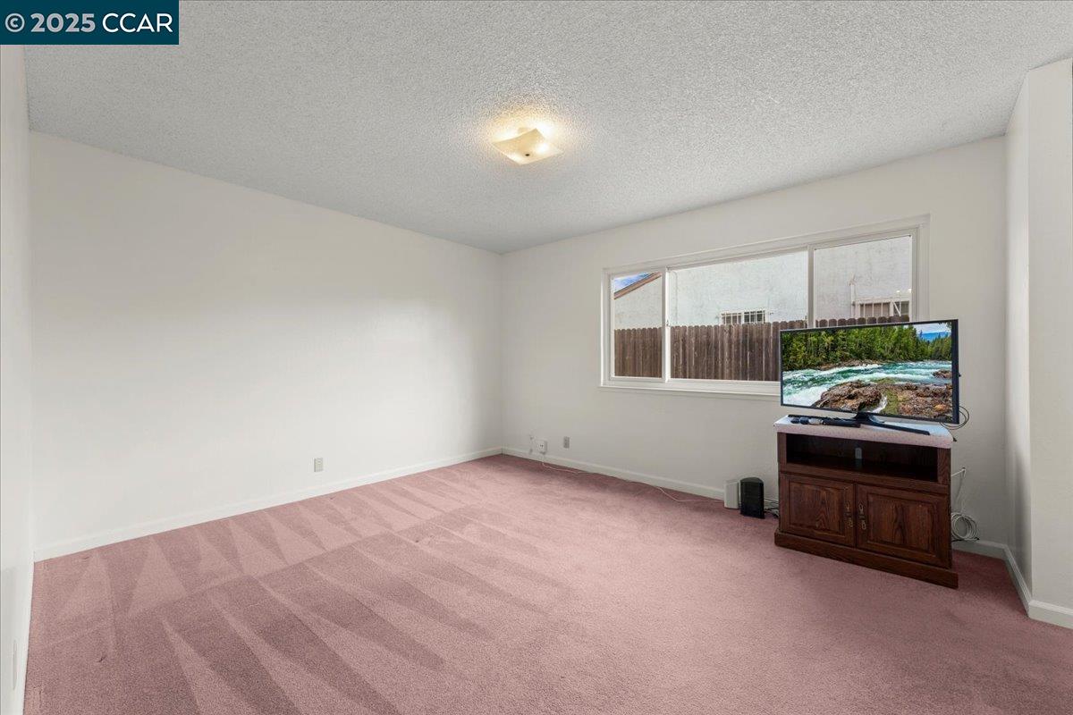 Detail Gallery Image 15 of 28 For 316 Meadows Dr, Vallejo,  CA 94589 - 4 Beds | 2 Baths