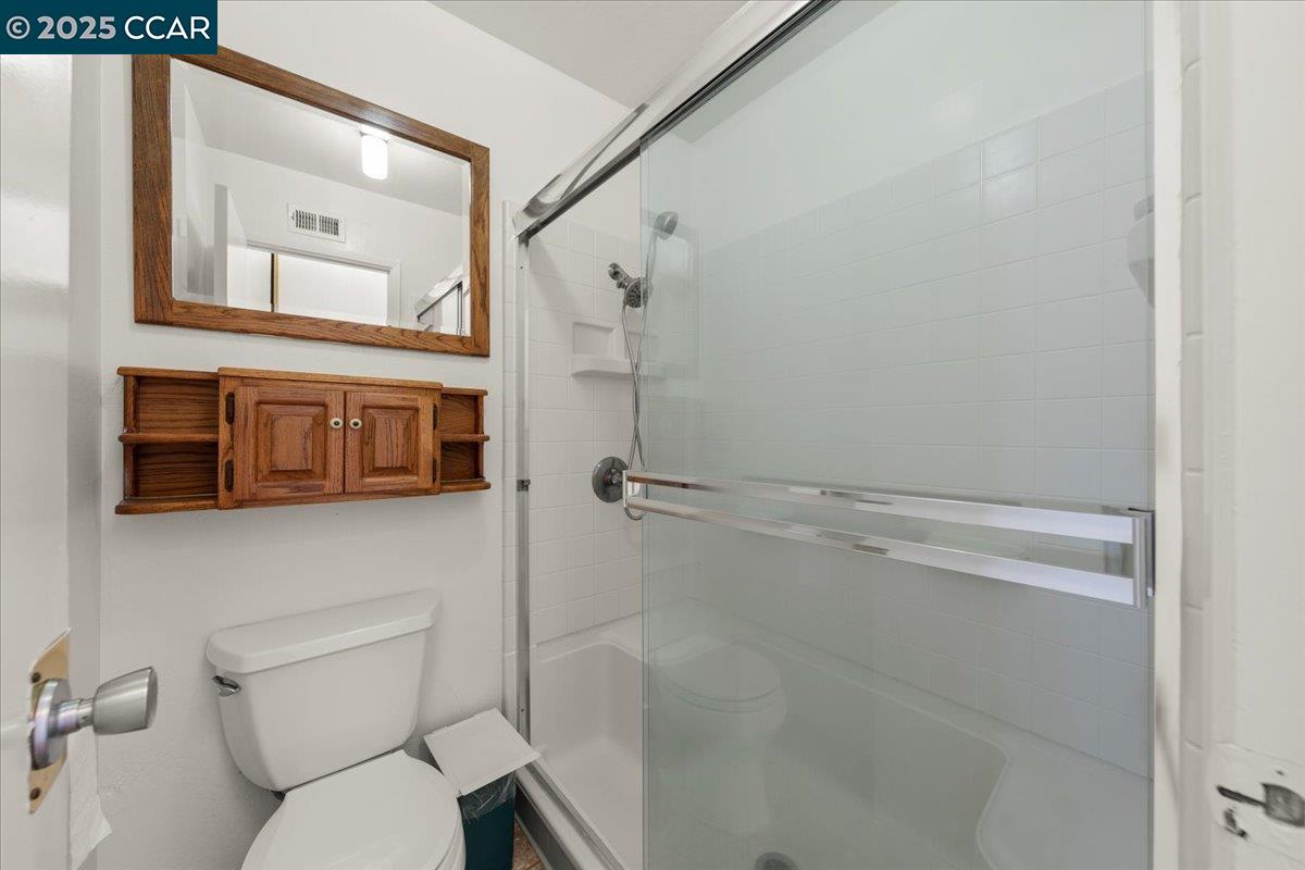 Detail Gallery Image 17 of 28 For 316 Meadows Dr, Vallejo,  CA 94589 - 4 Beds | 2 Baths