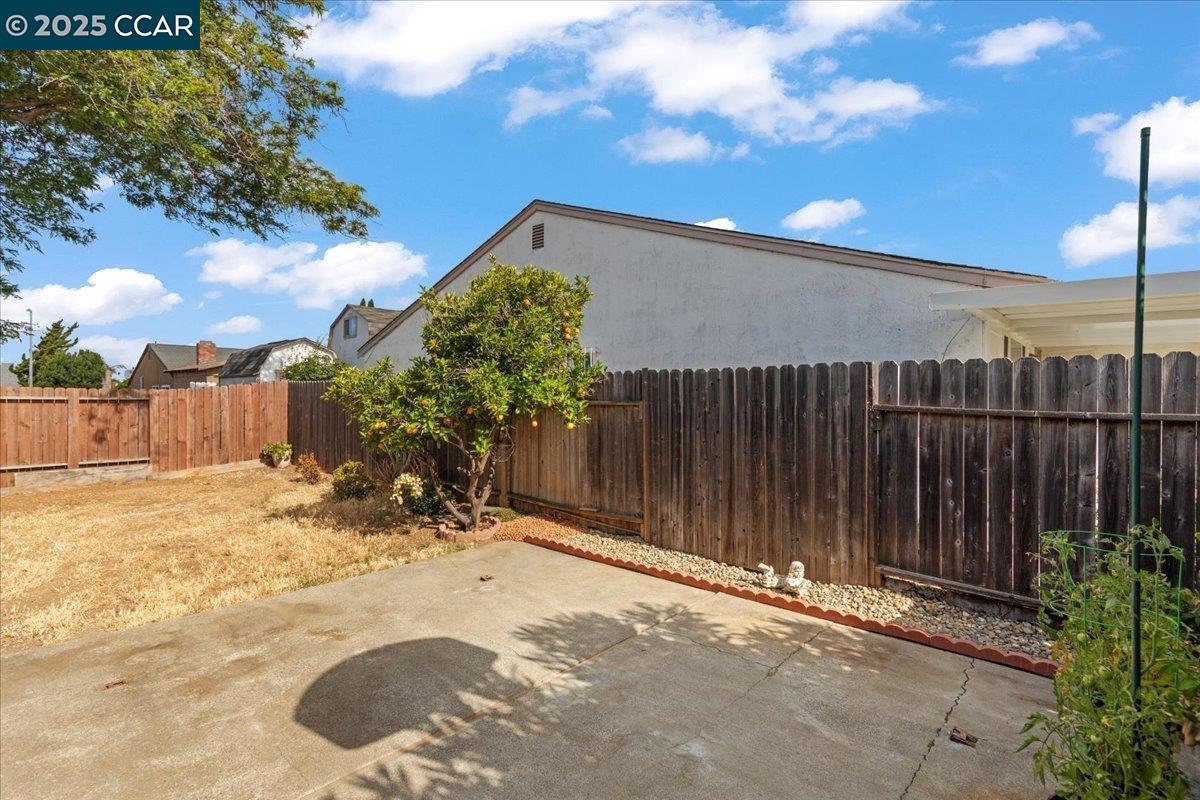 Detail Gallery Image 25 of 28 For 316 Meadows Dr, Vallejo,  CA 94589 - 4 Beds | 2 Baths