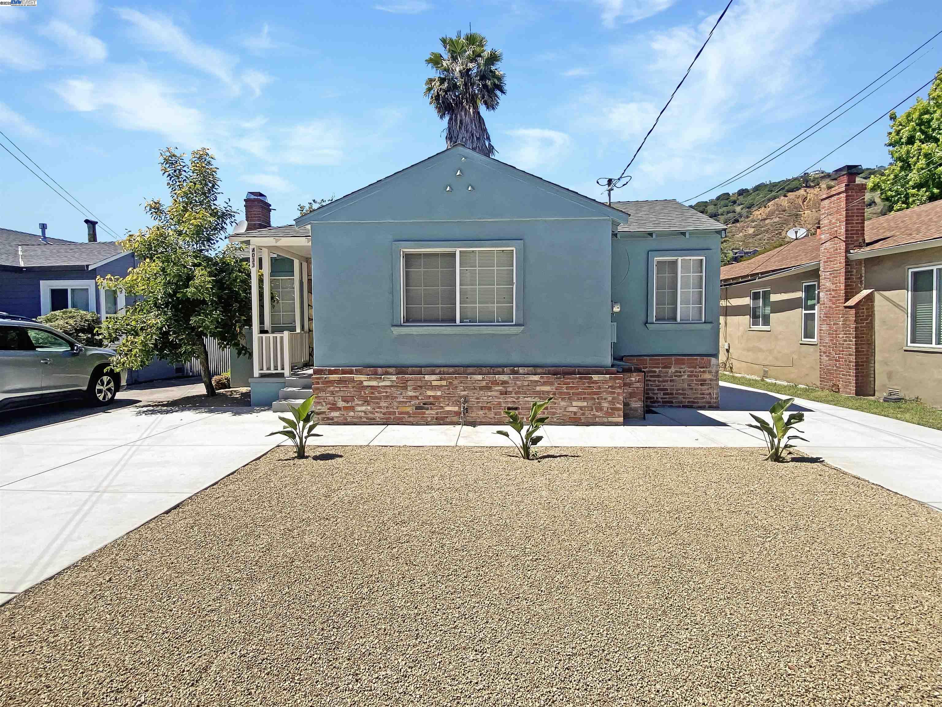 Detail Gallery Image 2 of 16 For 4033 Edwards Ave, Oakland,  CA 94605 - 3 Beds | 2 Baths