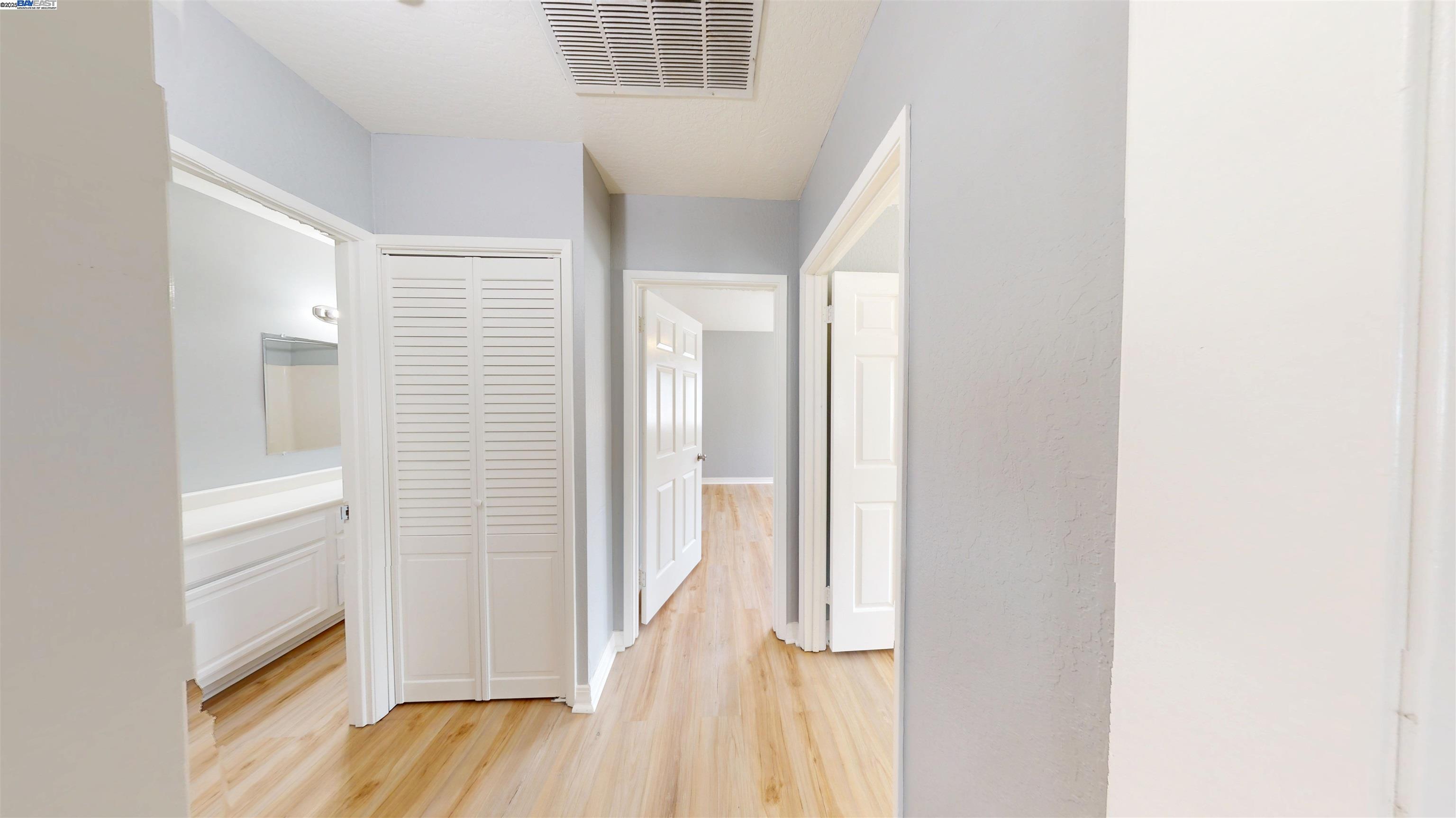 Detail Gallery Image 13 of 16 For 4033 Edwards Ave, Oakland,  CA 94605 - 3 Beds | 2 Baths