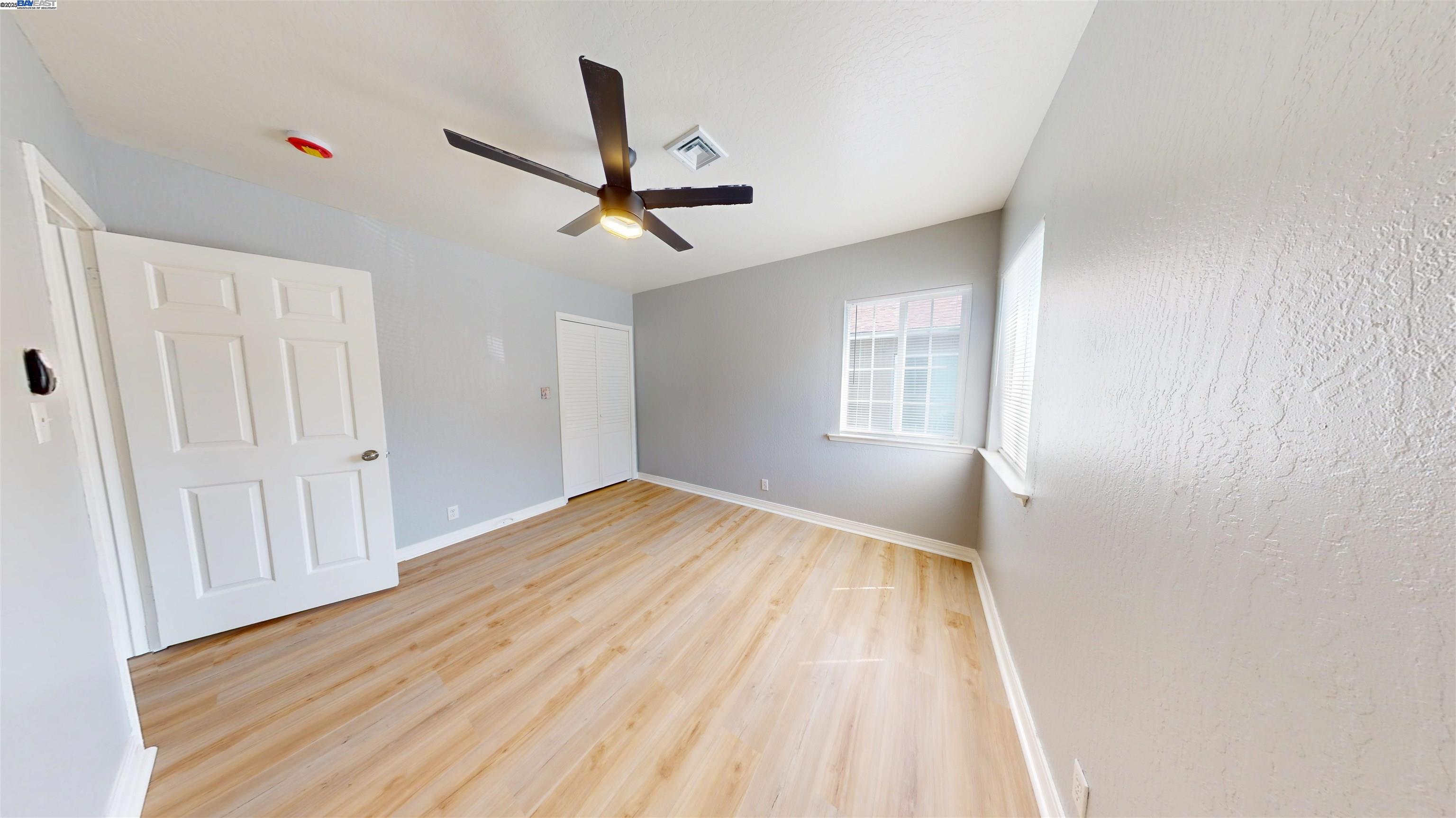 Detail Gallery Image 10 of 16 For 4033 Edwards Ave, Oakland,  CA 94605 - 3 Beds | 2 Baths