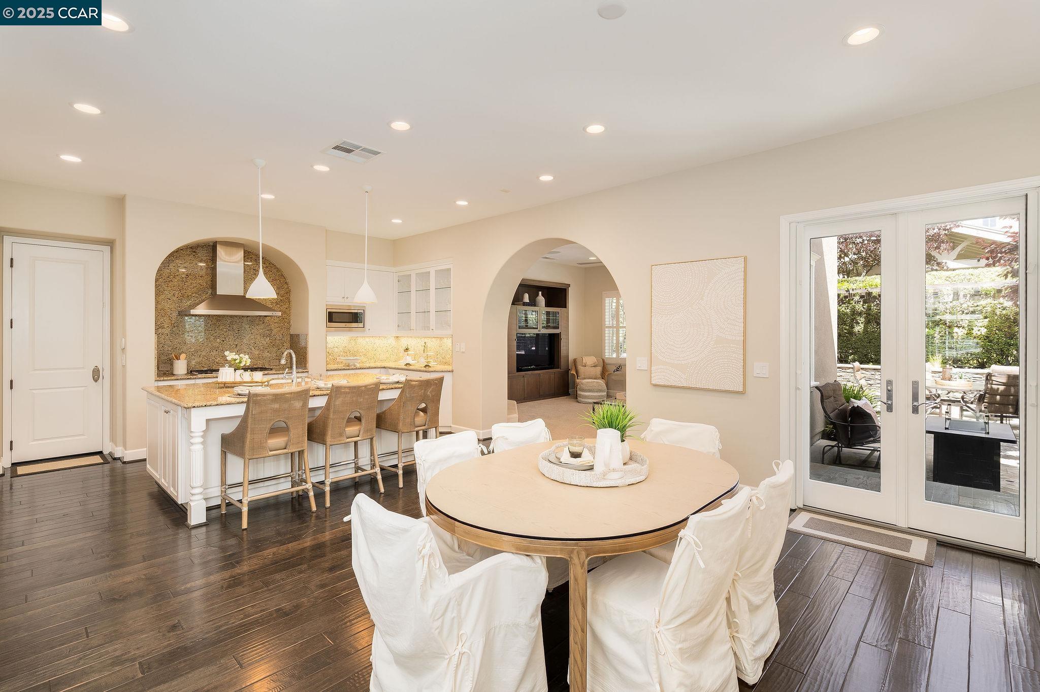 Detail Gallery Image 24 of 56 For 2207 Creekview Place, Danville,  CA 94506 - 5 Beds | 4 Baths