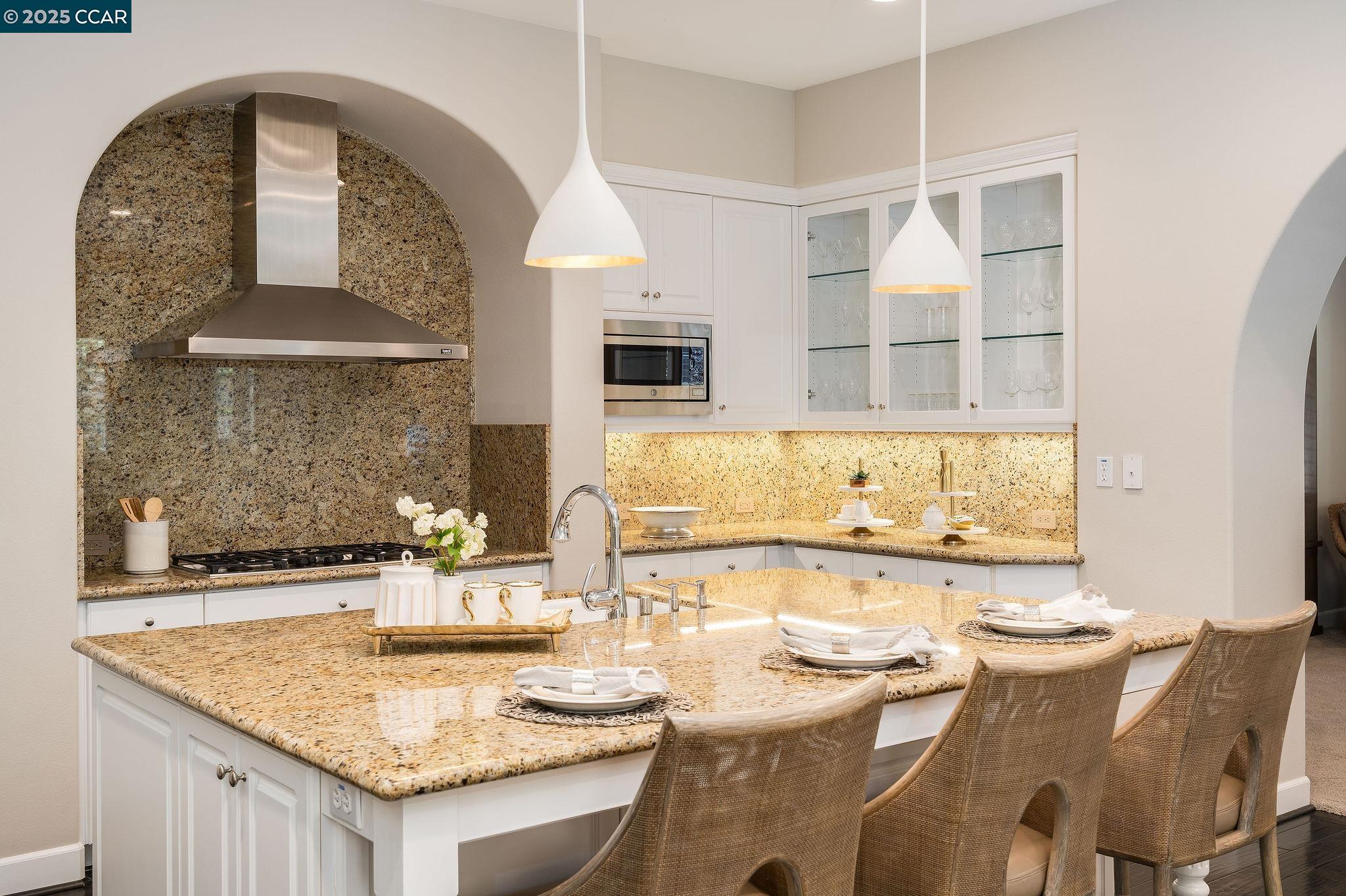 Detail Gallery Image 27 of 56 For 2207 Creekview Place, Danville,  CA 94506 - 5 Beds | 4 Baths