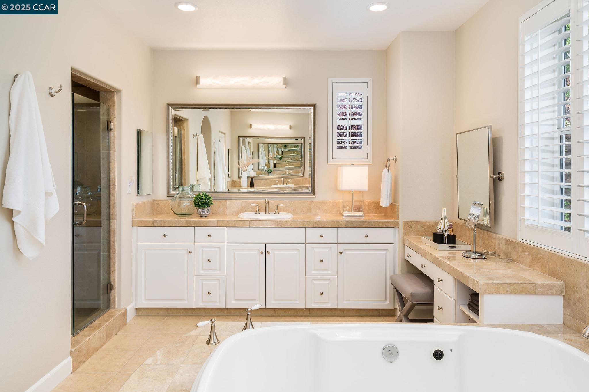 Detail Gallery Image 38 of 56 For 2207 Creekview Place, Danville,  CA 94506 - 5 Beds | 4 Baths