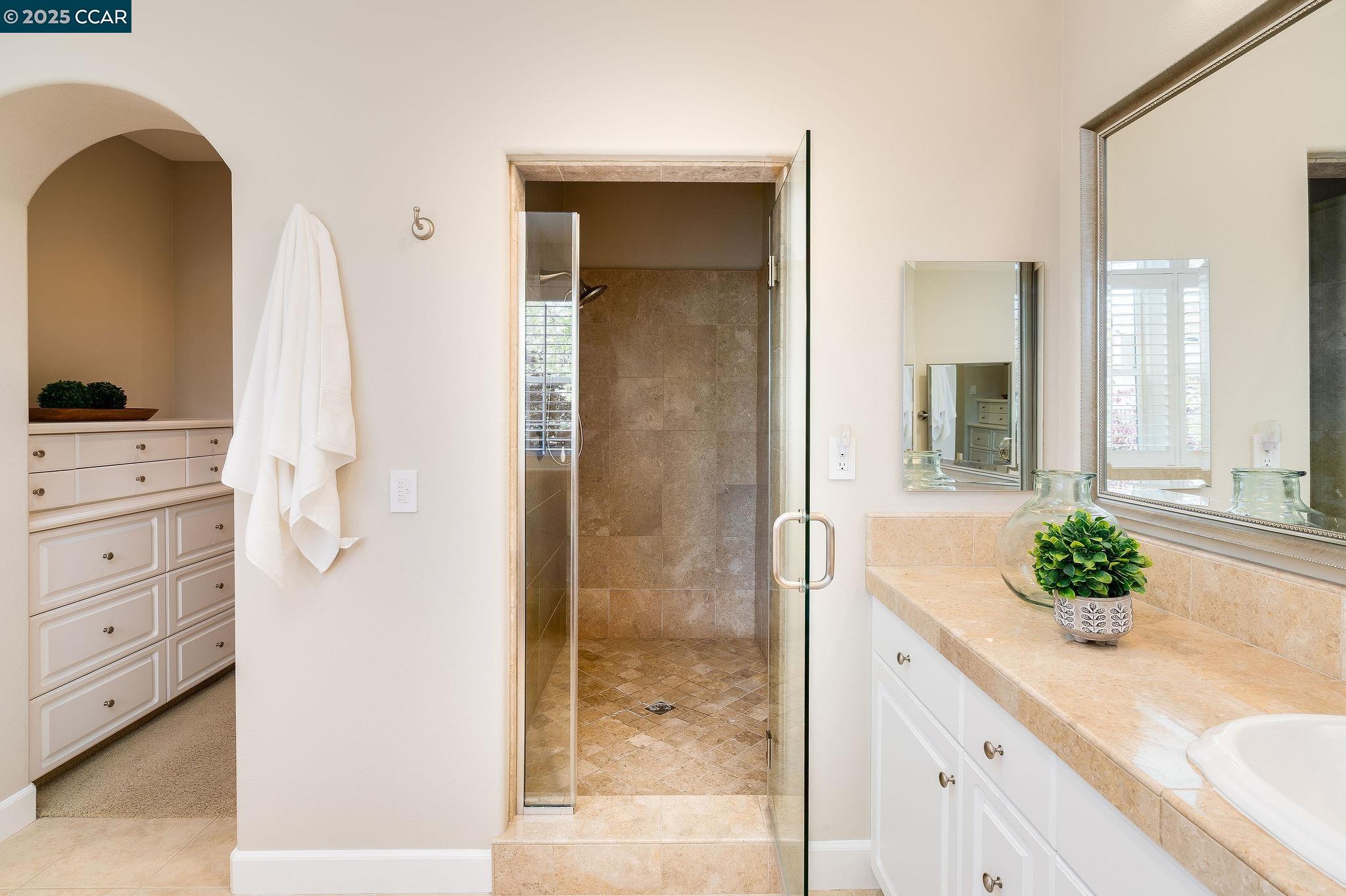 Detail Gallery Image 39 of 56 For 2207 Creekview Place, Danville,  CA 94506 - 5 Beds | 4 Baths