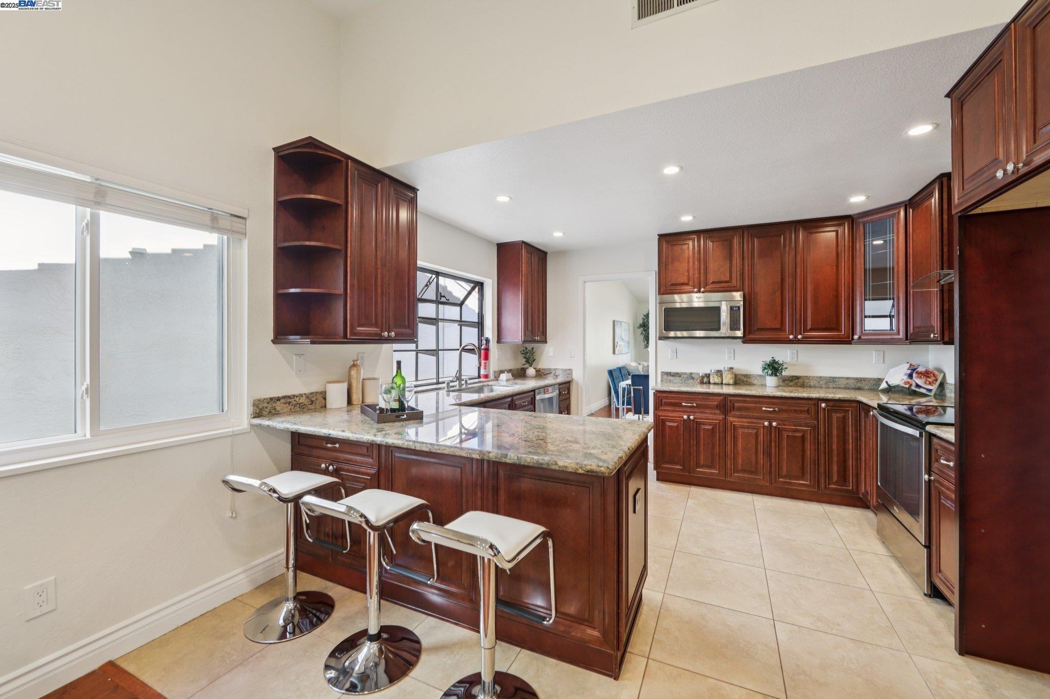 Detail Gallery Image 17 of 52 For 57 Trailview Ct, San Ramon,  CA 94583 - 4 Beds | 2 Baths