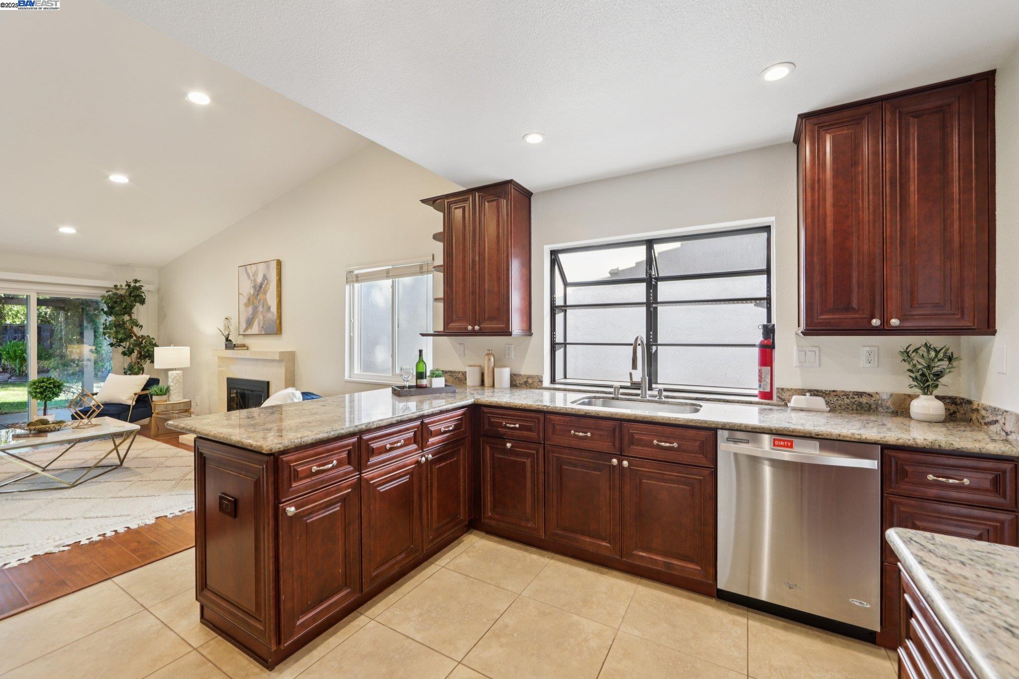 Detail Gallery Image 20 of 52 For 57 Trailview Ct, San Ramon,  CA 94583 - 4 Beds | 2 Baths