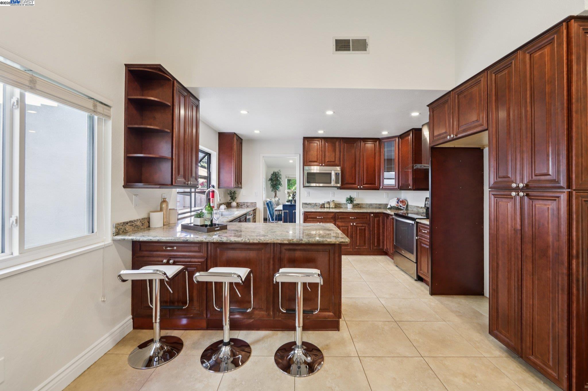 Detail Gallery Image 22 of 52 For 57 Trailview Ct, San Ramon,  CA 94583 - 4 Beds | 2 Baths