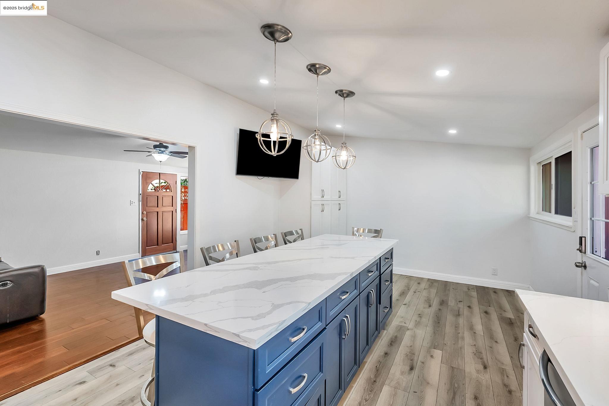 Detail Gallery Image 16 of 35 For 27624 Orlando Ave, Hayward,  CA 94545 - 3 Beds | 2 Baths