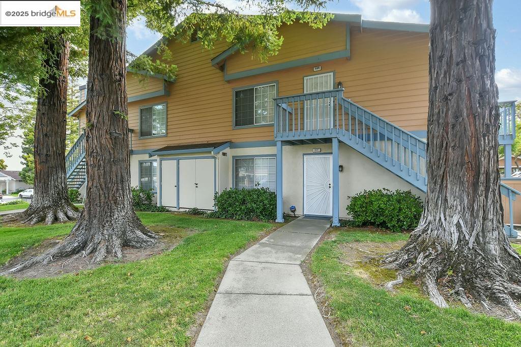 MLS: 41104140 Condo For Sale