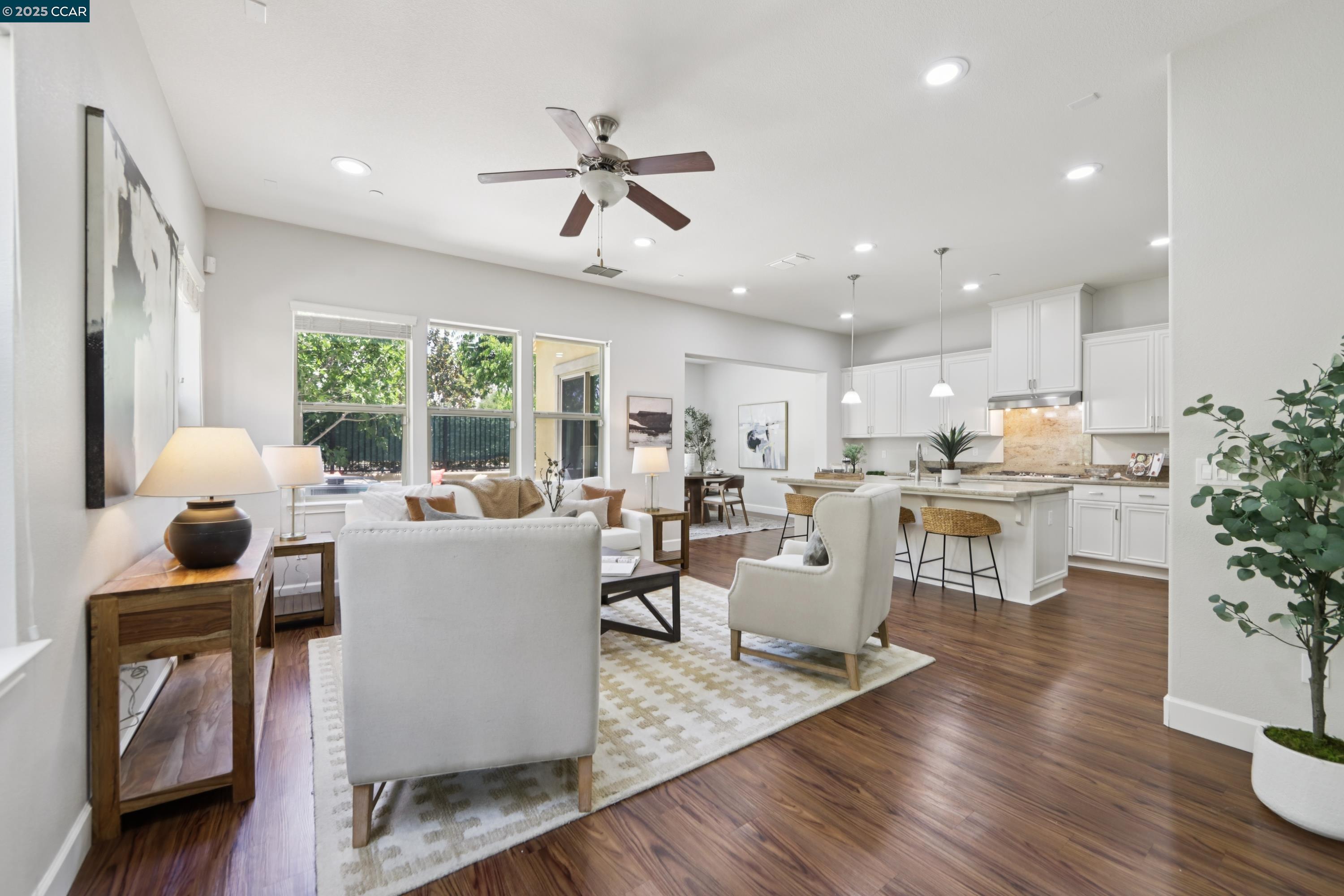 Detail Gallery Image 3 of 41 For 4433 Cherico Ln, Dublin,  CA 94568 - 4 Beds | 3/2 Baths
