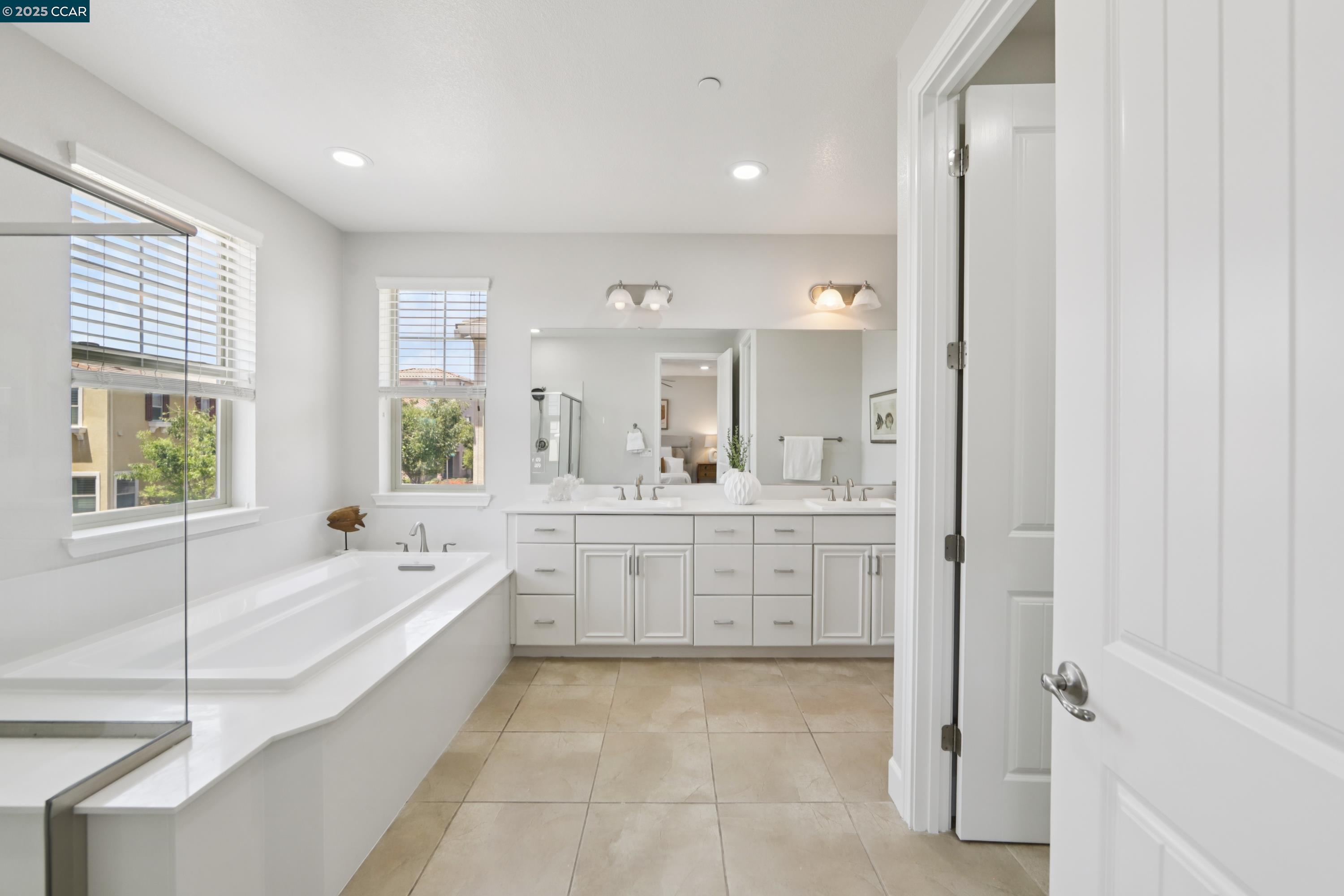Detail Gallery Image 22 of 41 For 4433 Cherico Ln, Dublin,  CA 94568 - 4 Beds | 3/2 Baths