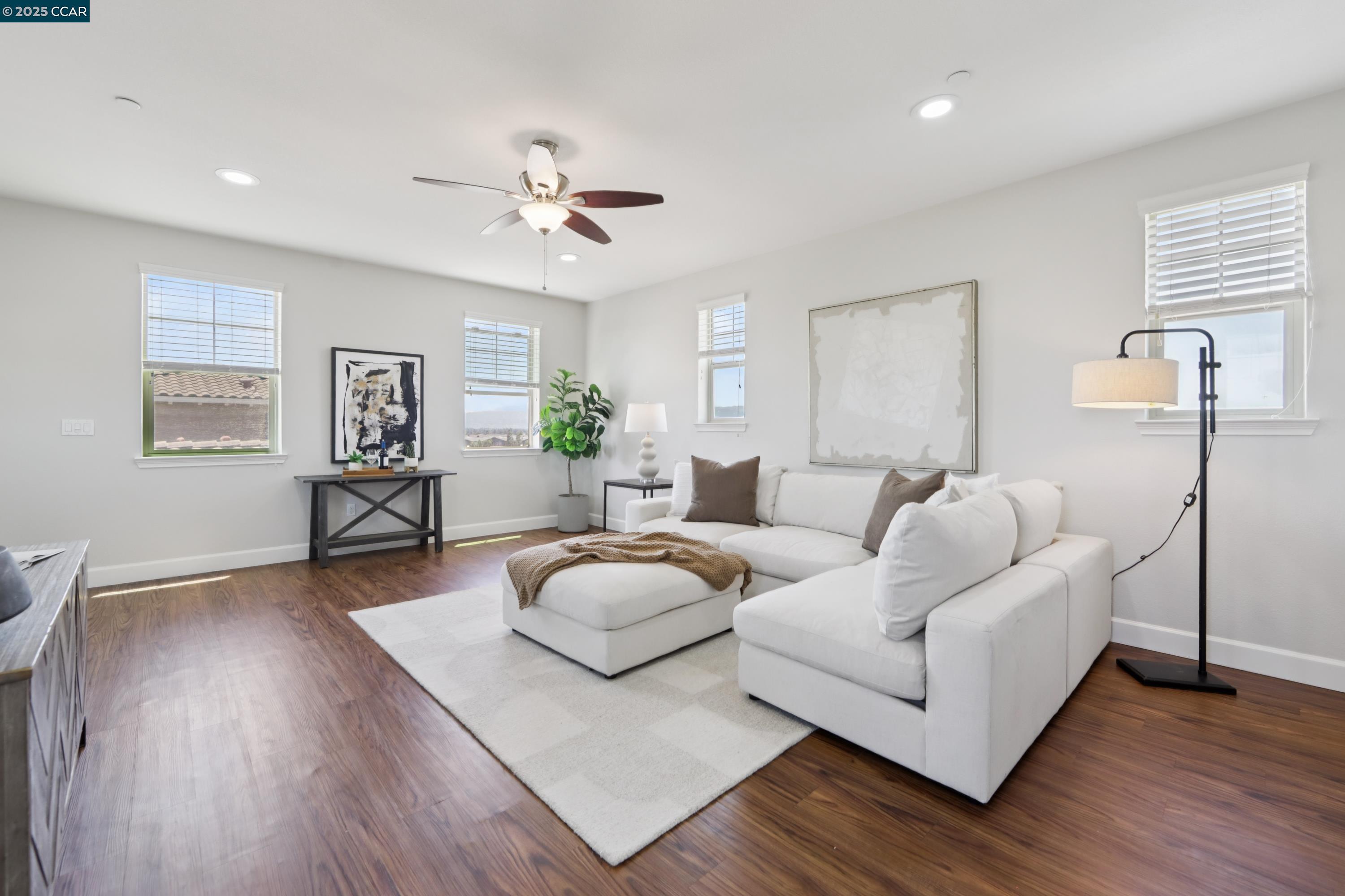Detail Gallery Image 28 of 41 For 4433 Cherico Ln, Dublin,  CA 94568 - 4 Beds | 3/2 Baths