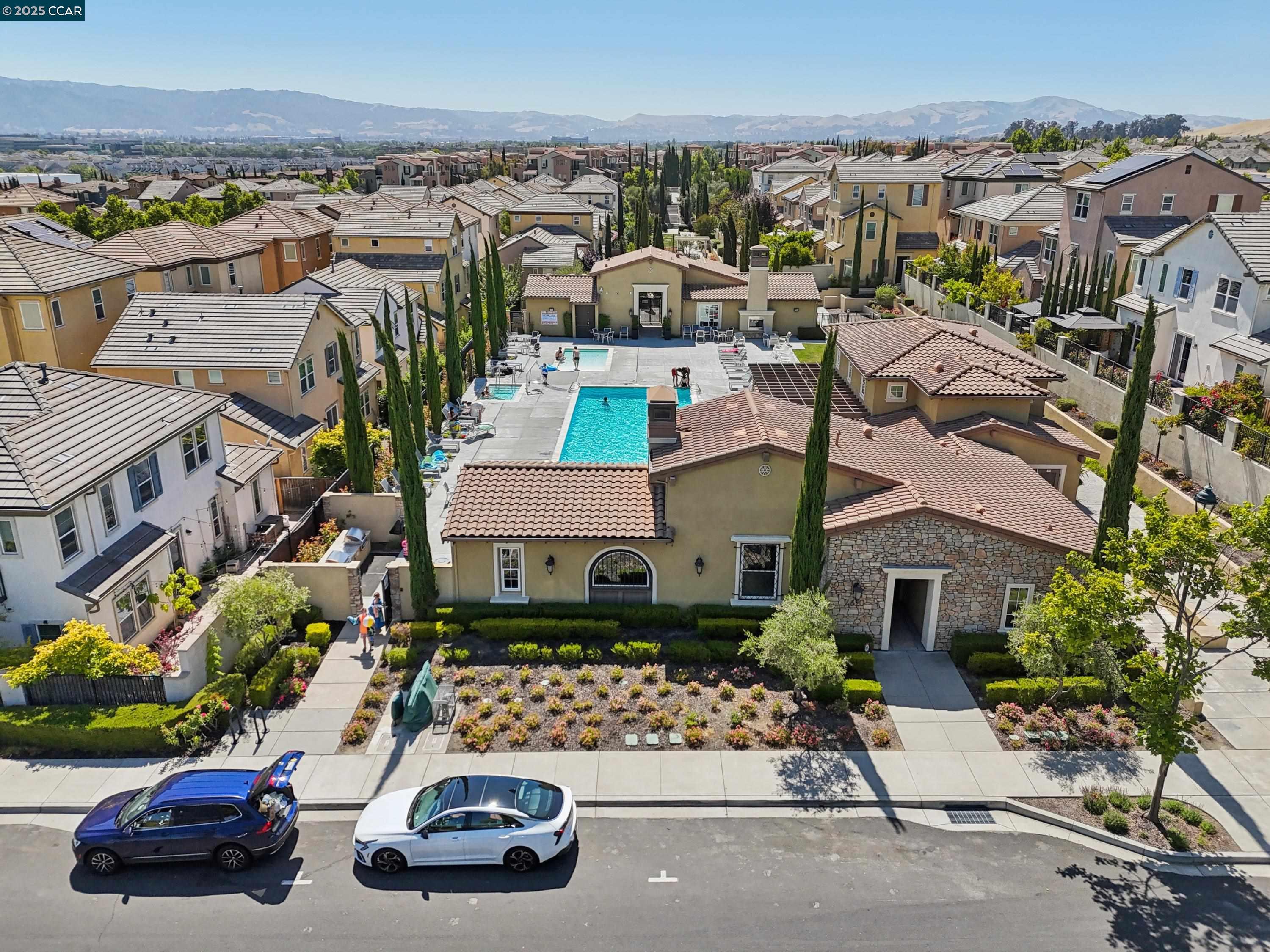 Detail Gallery Image 34 of 41 For 4433 Cherico Ln, Dublin,  CA 94568 - 4 Beds | 3/2 Baths