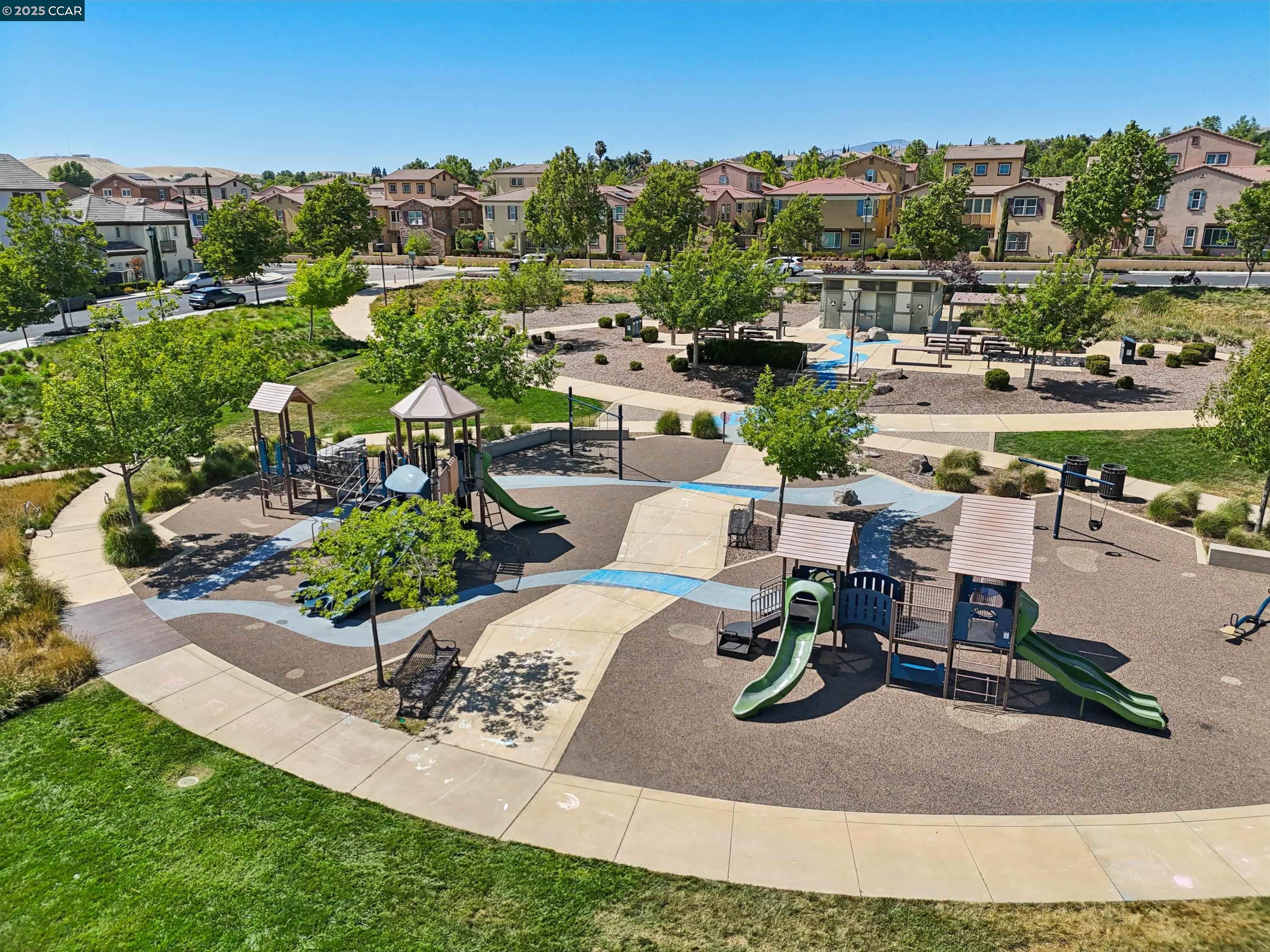 Detail Gallery Image 37 of 41 For 4433 Cherico Ln, Dublin,  CA 94568 - 4 Beds | 3/2 Baths