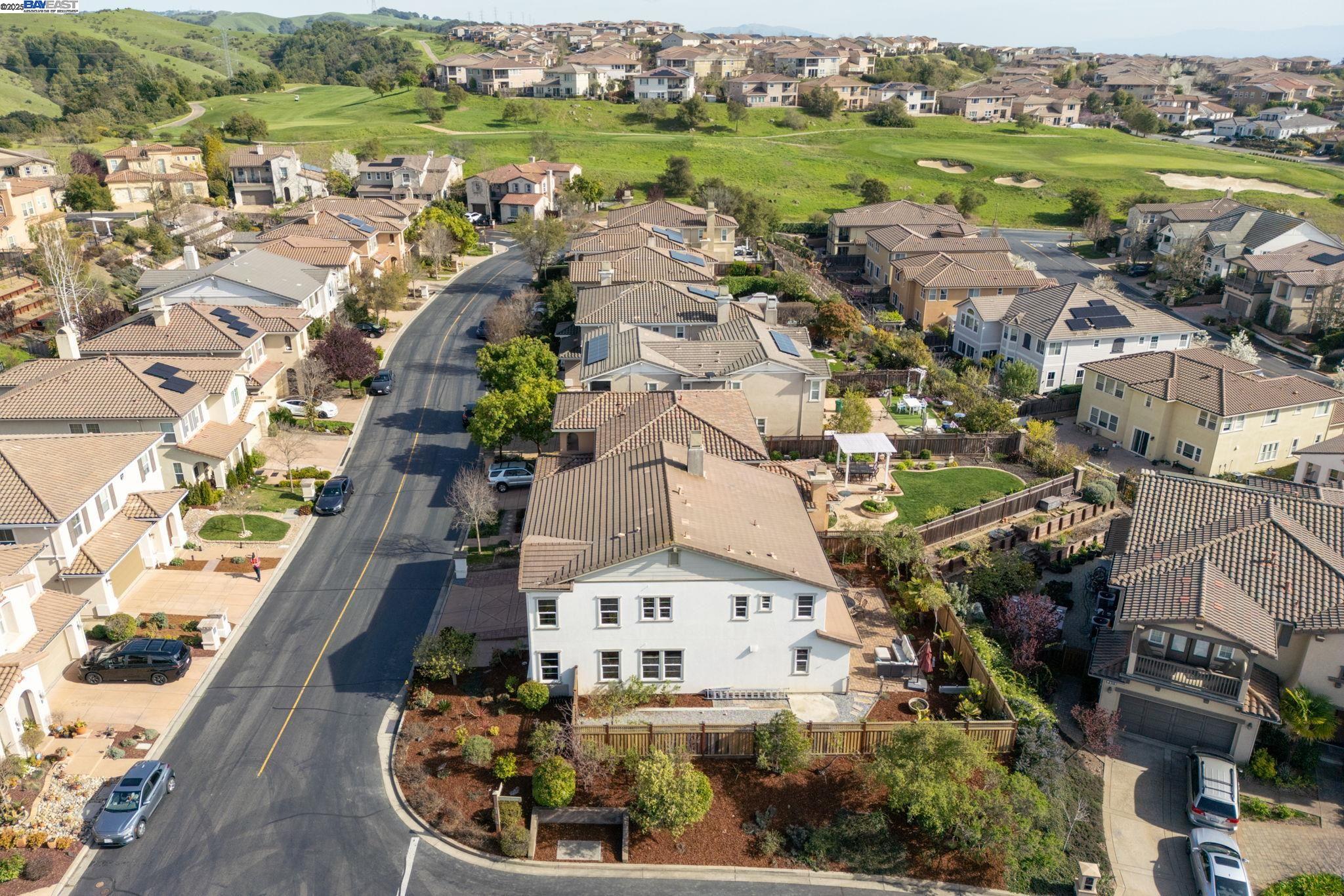 Detail Gallery Image 27 of 34 For 57 Carrick Drive, Hayward,  CA 94542 - 4 Beds | 2/1 Baths