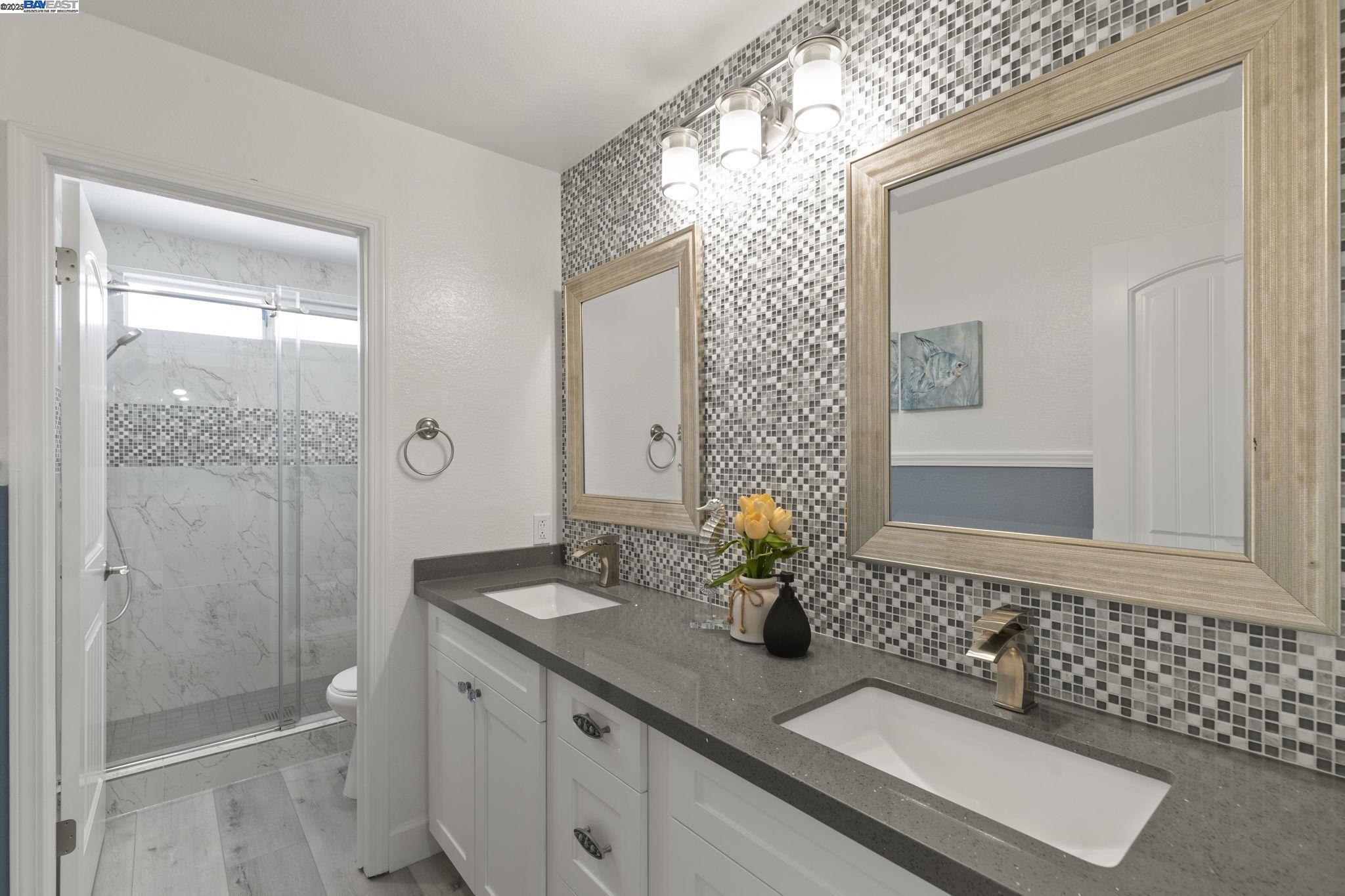 Detail Gallery Image 25 of 35 For 73 Galleron Ct, Oakley,  CA 94561 - 3 Beds | 2/1 Baths