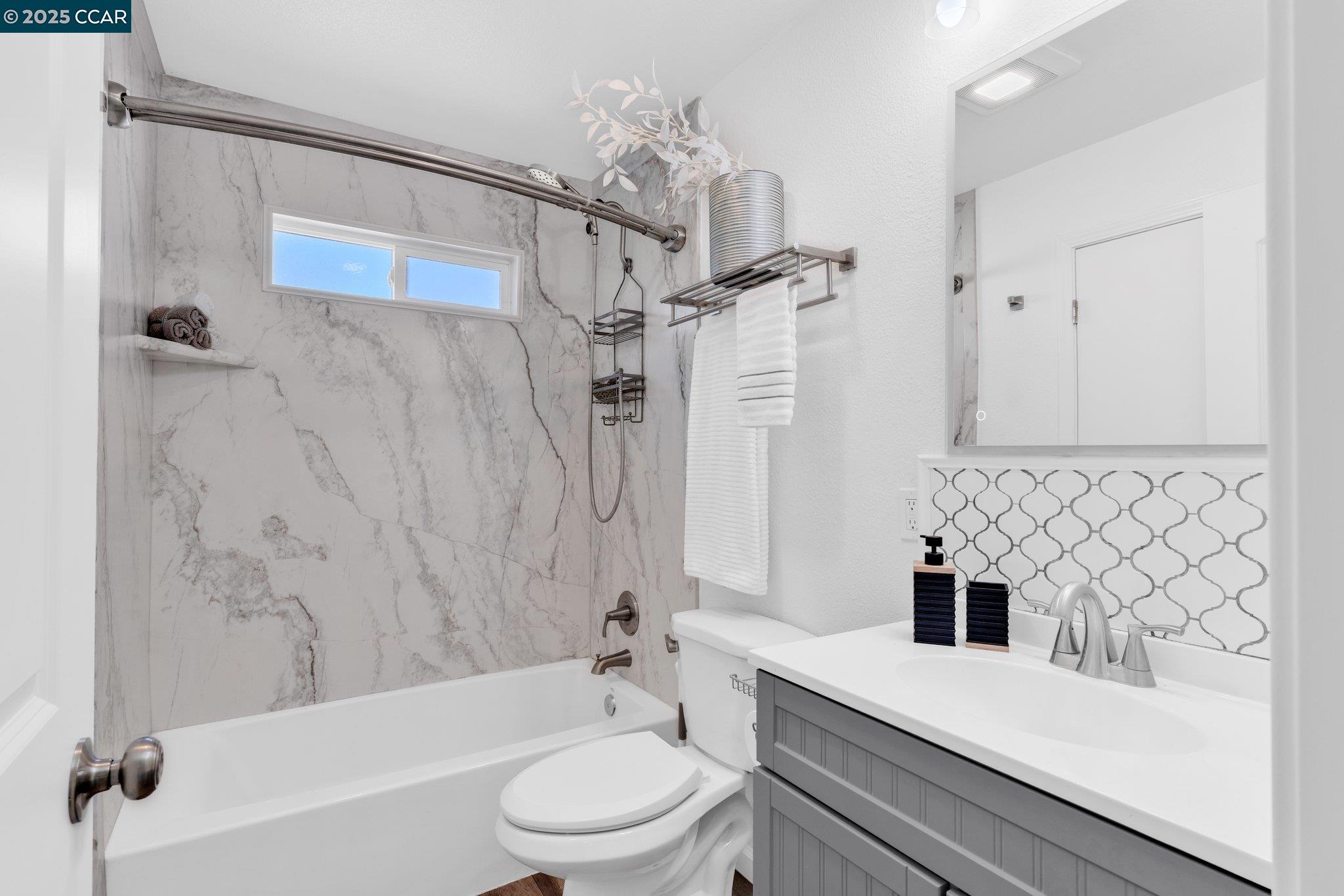 Detail Gallery Image 21 of 37 For 17 Audrey Ln, Pleasant Hill,  CA 94523 - 3 Beds | 1 Baths