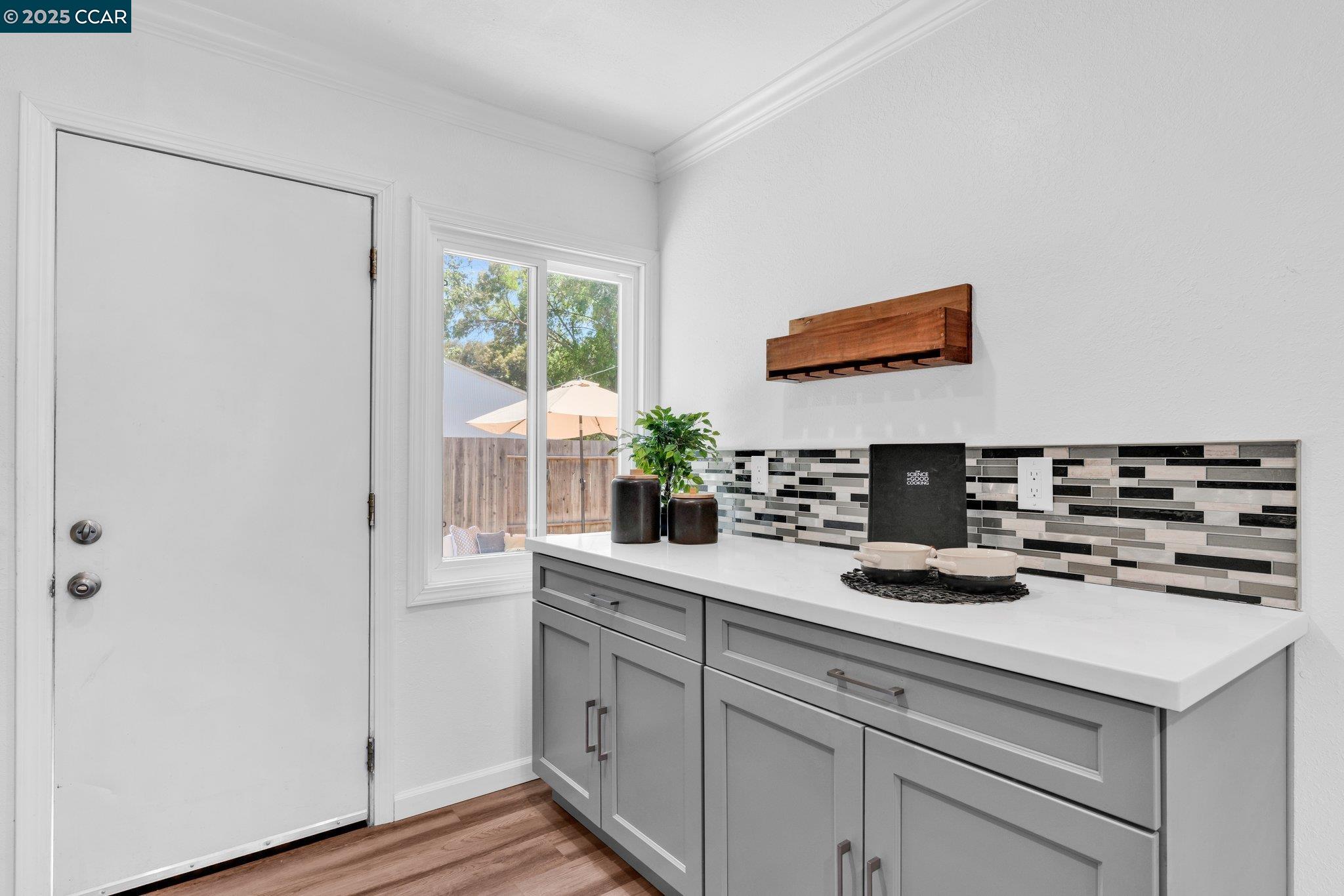 Detail Gallery Image 7 of 37 For 17 Audrey Ln, Pleasant Hill,  CA 94523 - 3 Beds | 1 Baths