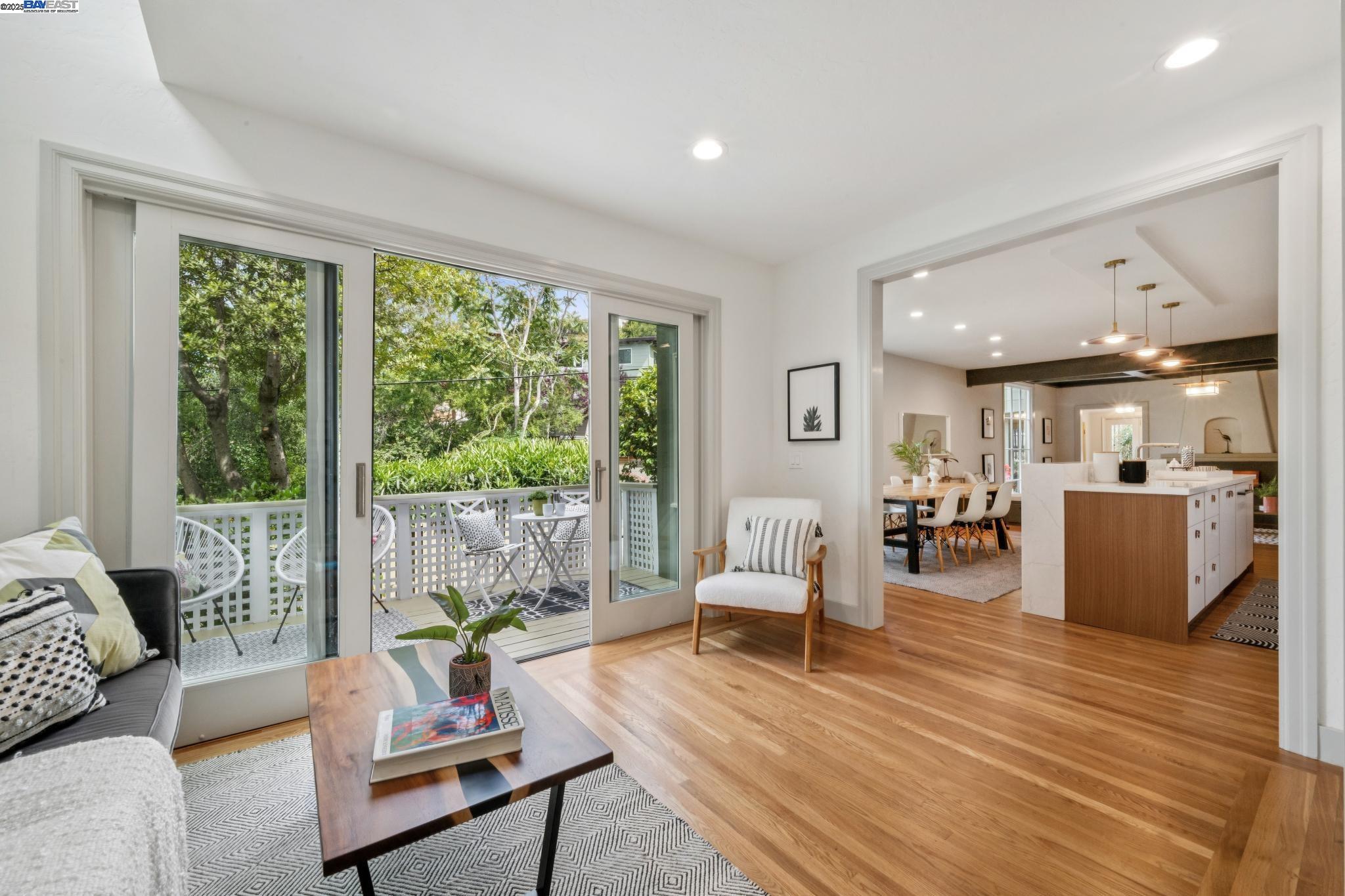 Detail Gallery Image 28 of 60 For 198 Bret Harte Road, Berkeley,  CA 94708 - 3 Beds | 2/1 Baths