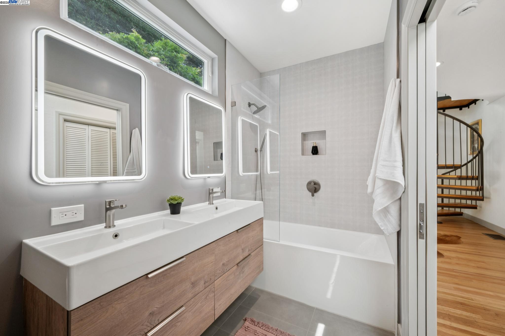 Detail Gallery Image 40 of 60 For 198 Bret Harte Road, Berkeley,  CA 94708 - 3 Beds | 2/1 Baths