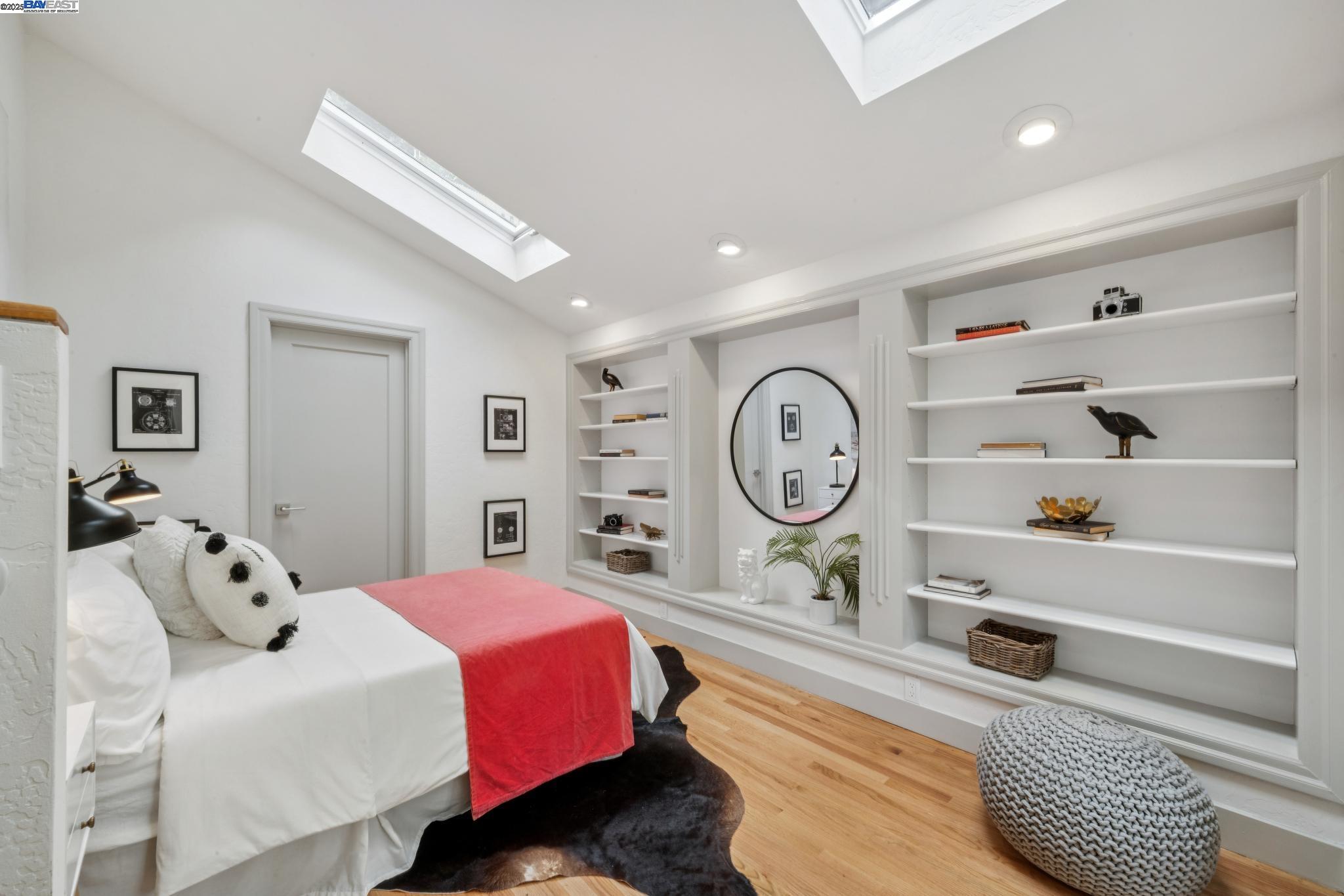 Detail Gallery Image 47 of 60 For 198 Bret Harte Road, Berkeley,  CA 94708 - 3 Beds | 2/1 Baths