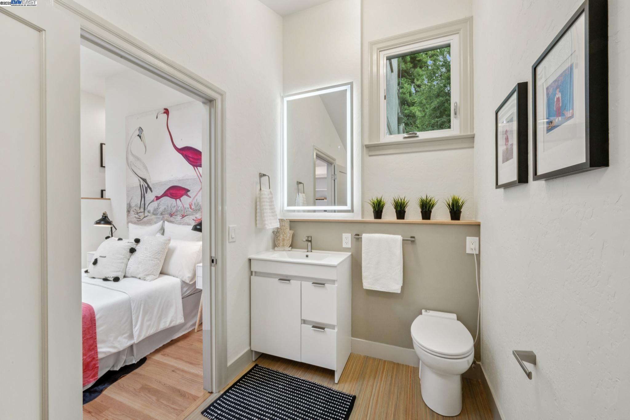 Detail Gallery Image 49 of 60 For 198 Bret Harte Road, Berkeley,  CA 94708 - 3 Beds | 2/1 Baths