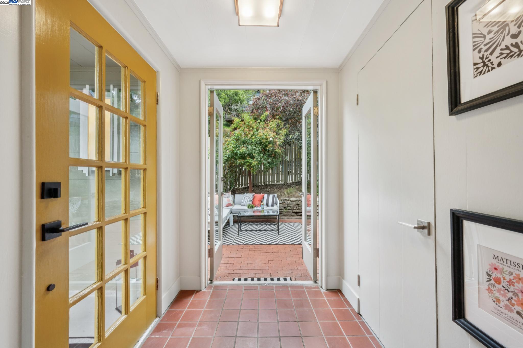 Detail Gallery Image 50 of 60 For 198 Bret Harte Road, Berkeley,  CA 94708 - 3 Beds | 2/1 Baths