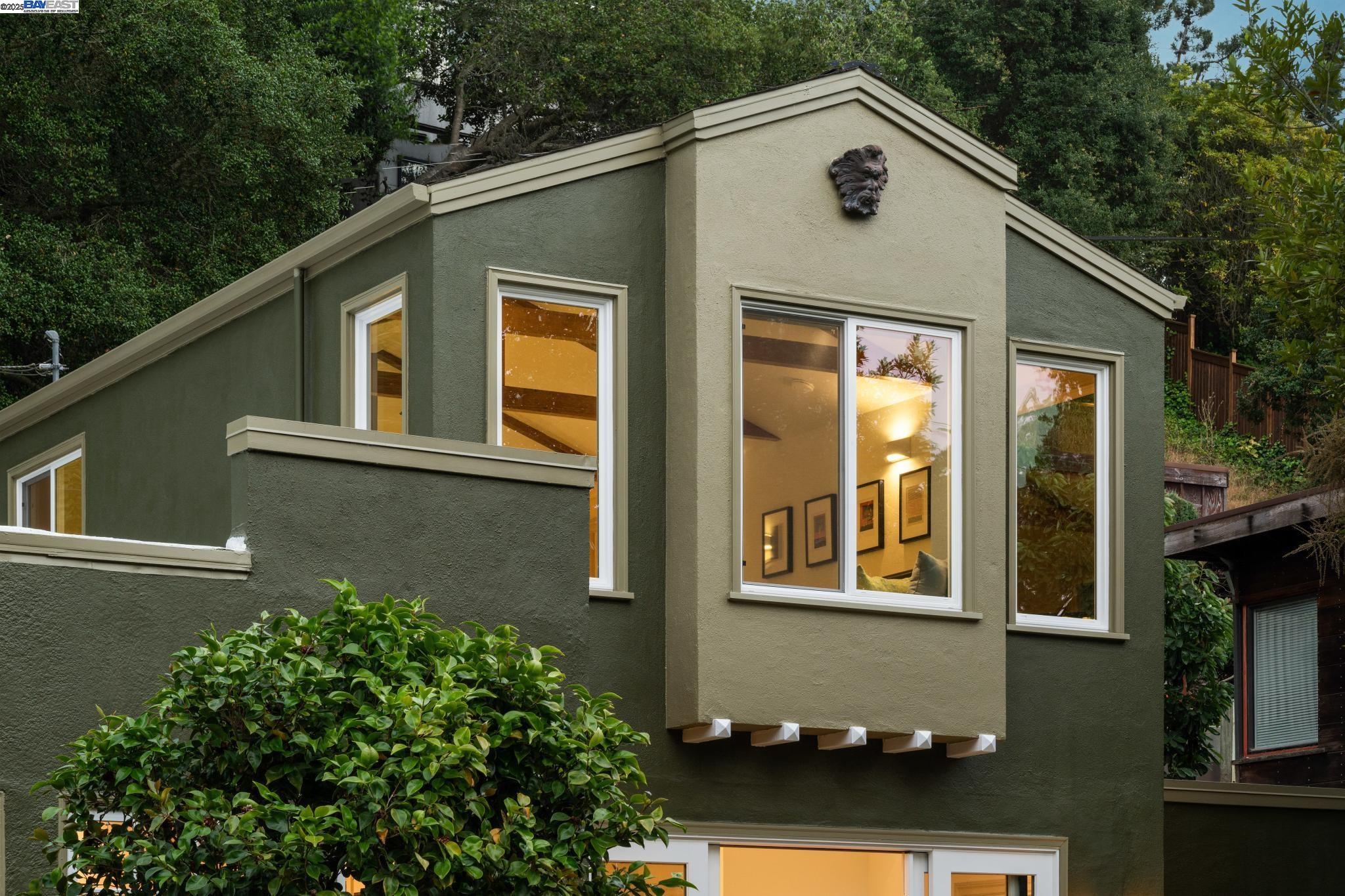 Detail Gallery Image 57 of 60 For 198 Bret Harte Road, Berkeley,  CA 94708 - 3 Beds | 2/1 Baths
