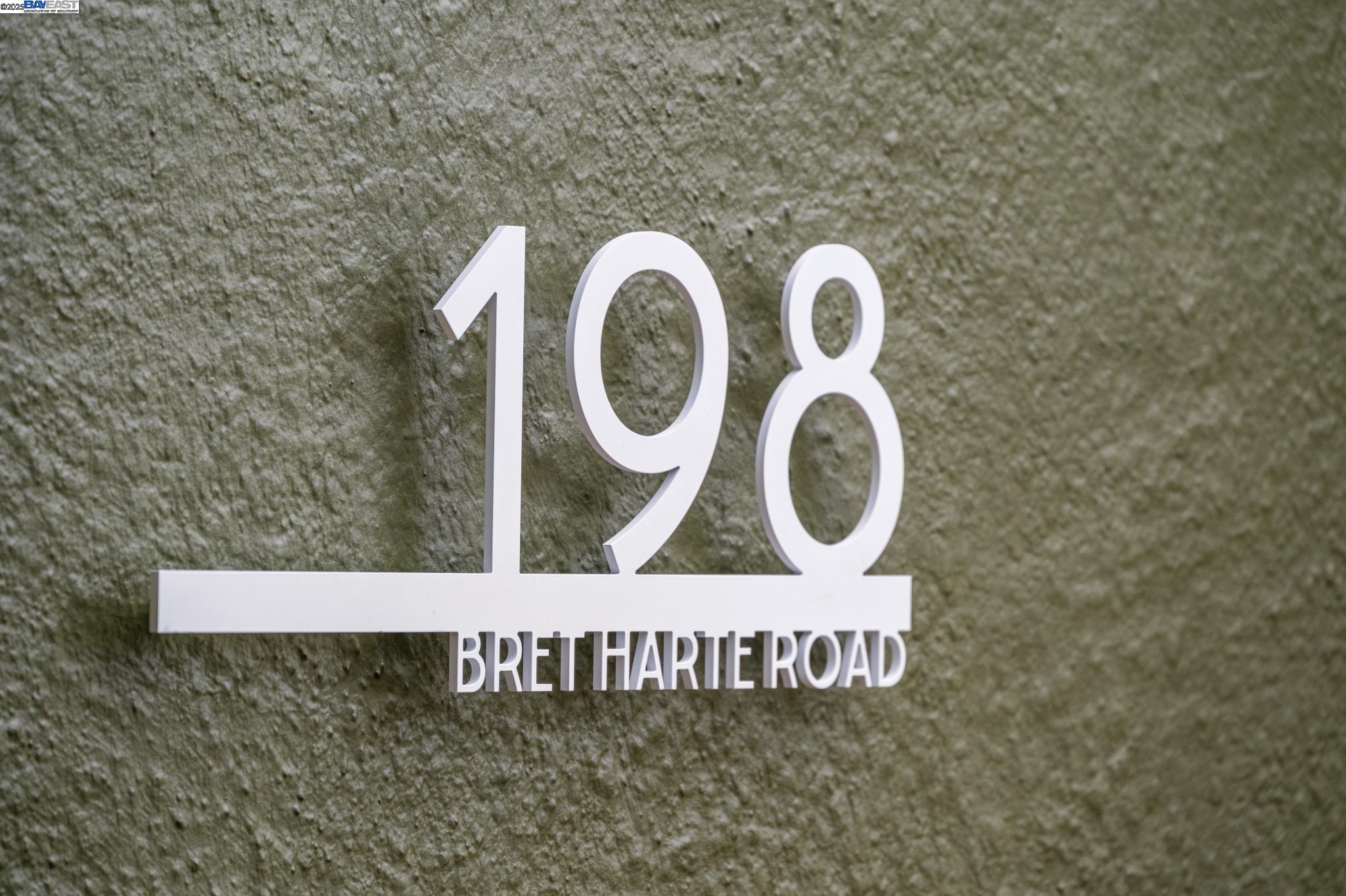 Detail Gallery Image 59 of 60 For 198 Bret Harte Road, Berkeley,  CA 94708 - 3 Beds | 2/1 Baths