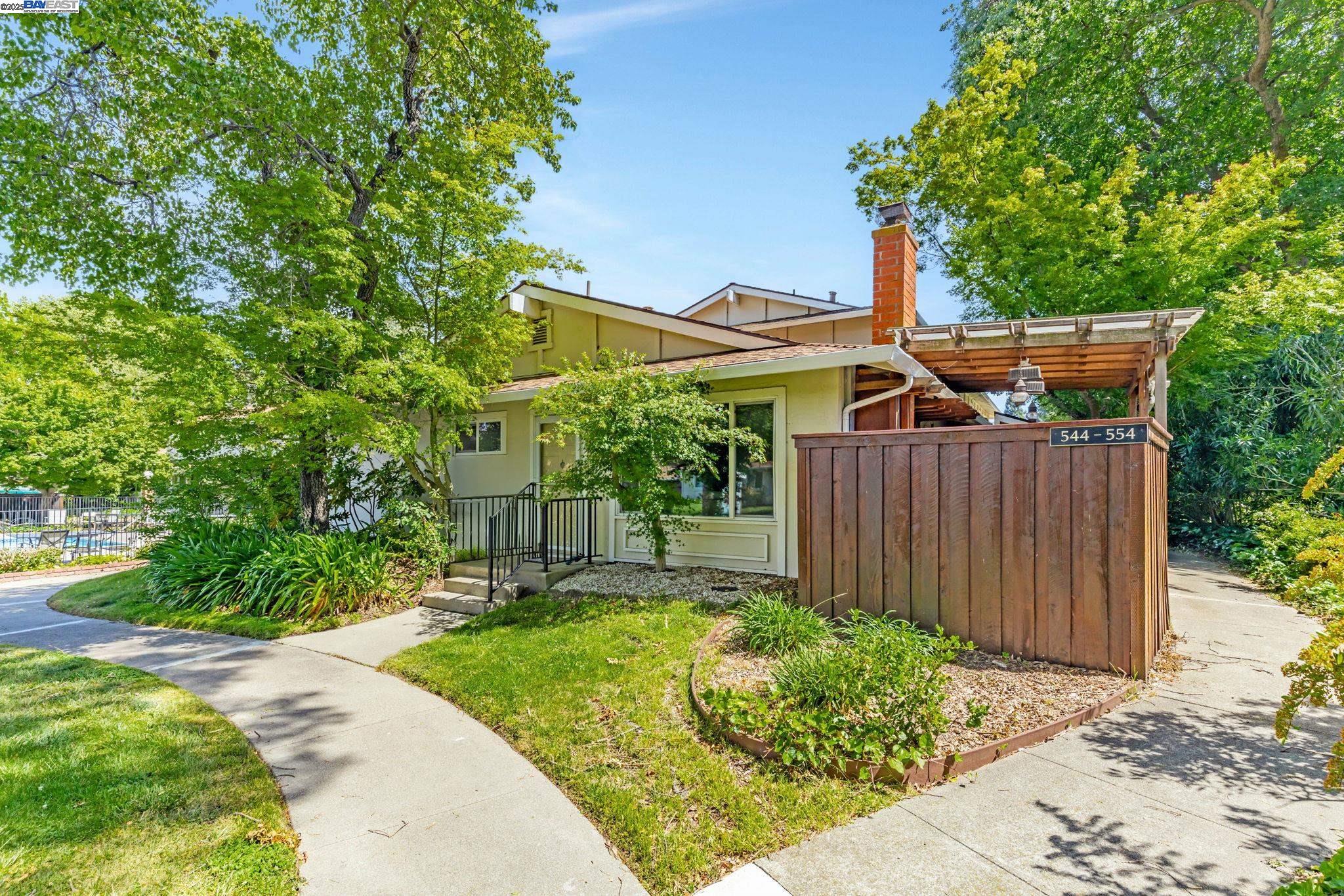 Detail Gallery Image 26 of 27 For 544 La Copita Ct, San Ramon,  CA 94583 - 2 Beds | 1 Baths