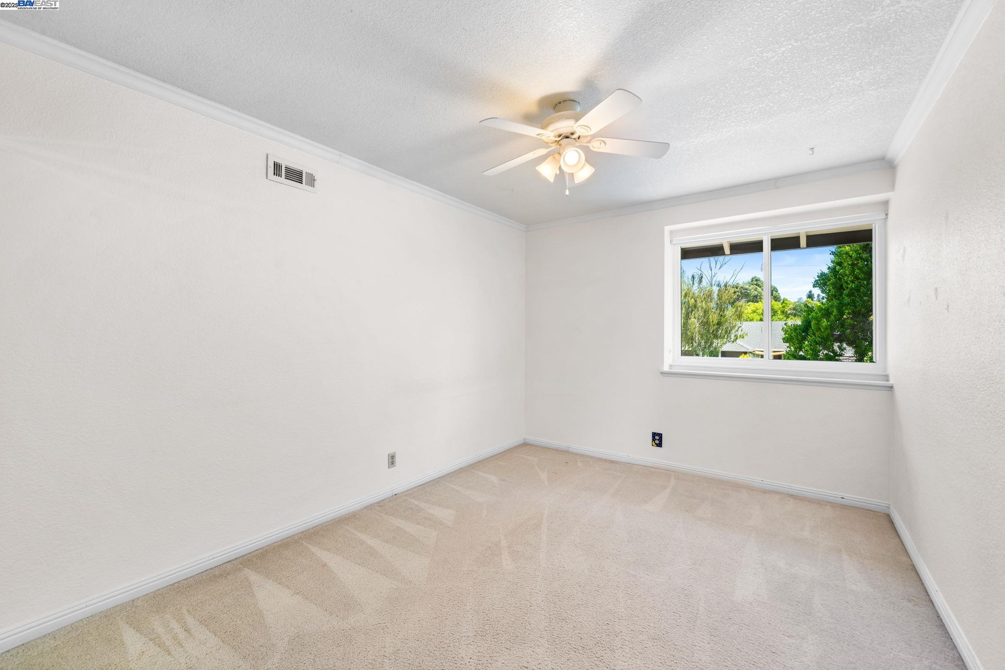 Detail Gallery Image 24 of 53 For 646 Brighton Way, Livermore,  CA 94551 - 5 Beds | 2/1 Baths
