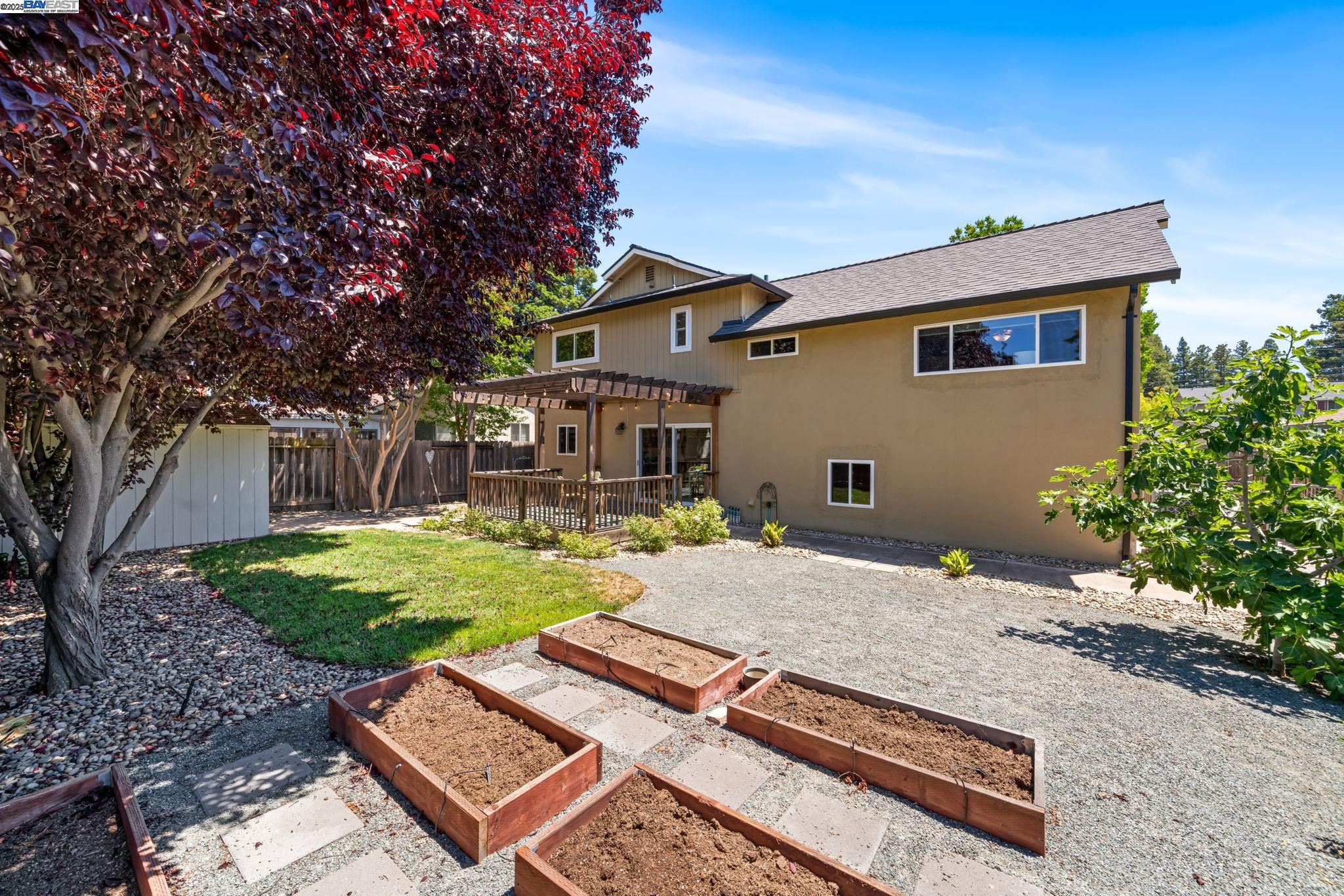 Detail Gallery Image 37 of 53 For 646 Brighton Way, Livermore,  CA 94551 - 5 Beds | 2/1 Baths