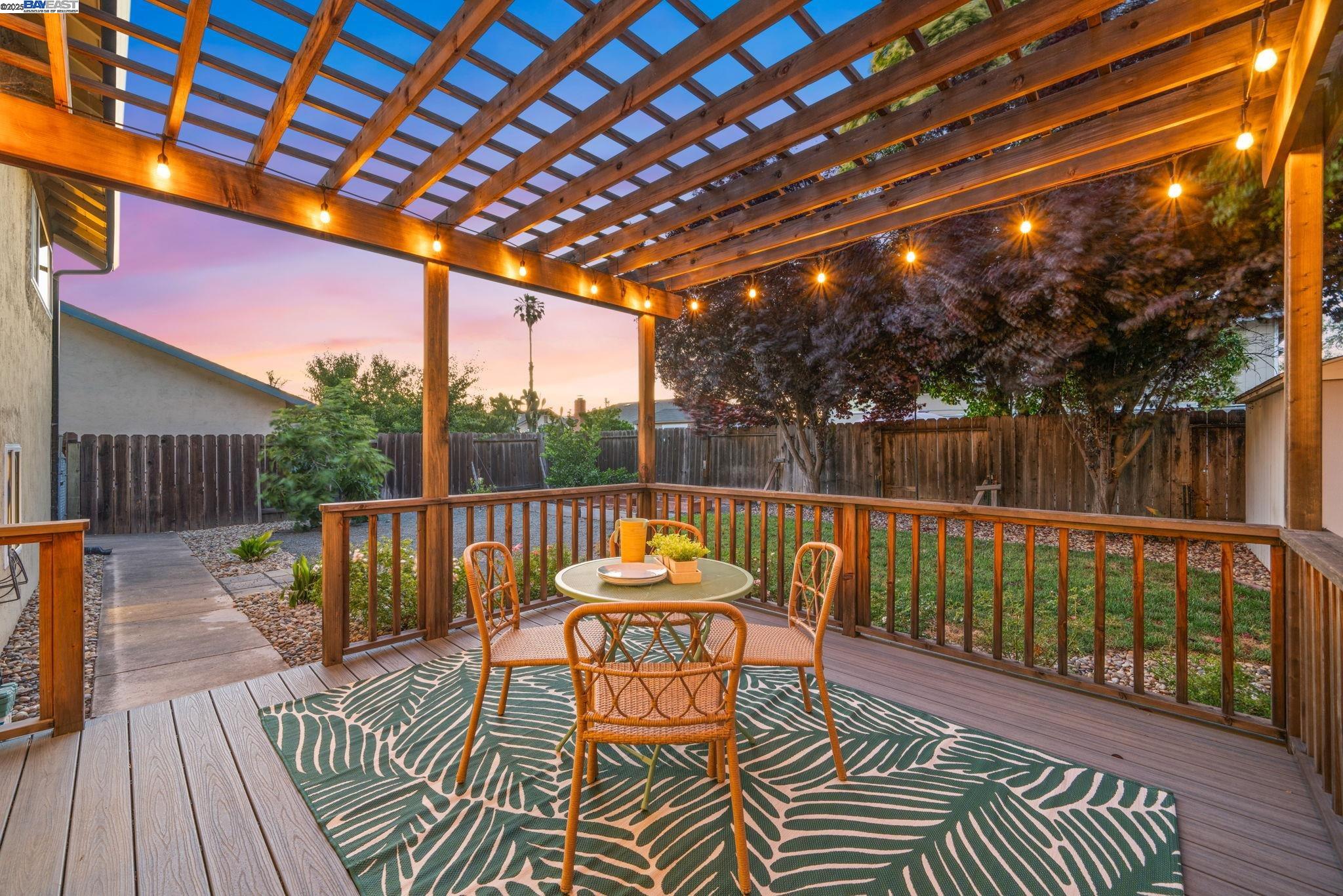 Detail Gallery Image 41 of 53 For 646 Brighton Way, Livermore,  CA 94551 - 5 Beds | 2/1 Baths