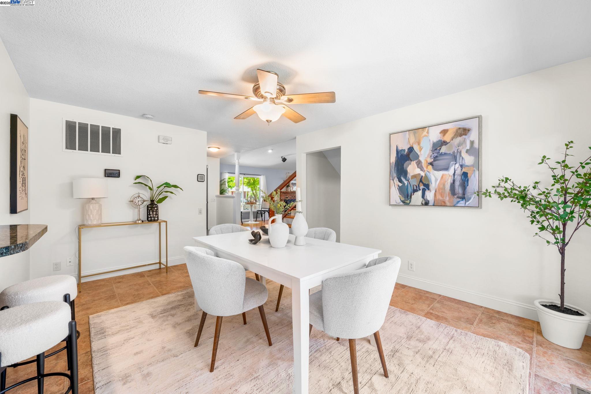 Detail Gallery Image 7 of 53 For 646 Brighton Way, Livermore,  CA 94551 - 5 Beds | 2/1 Baths