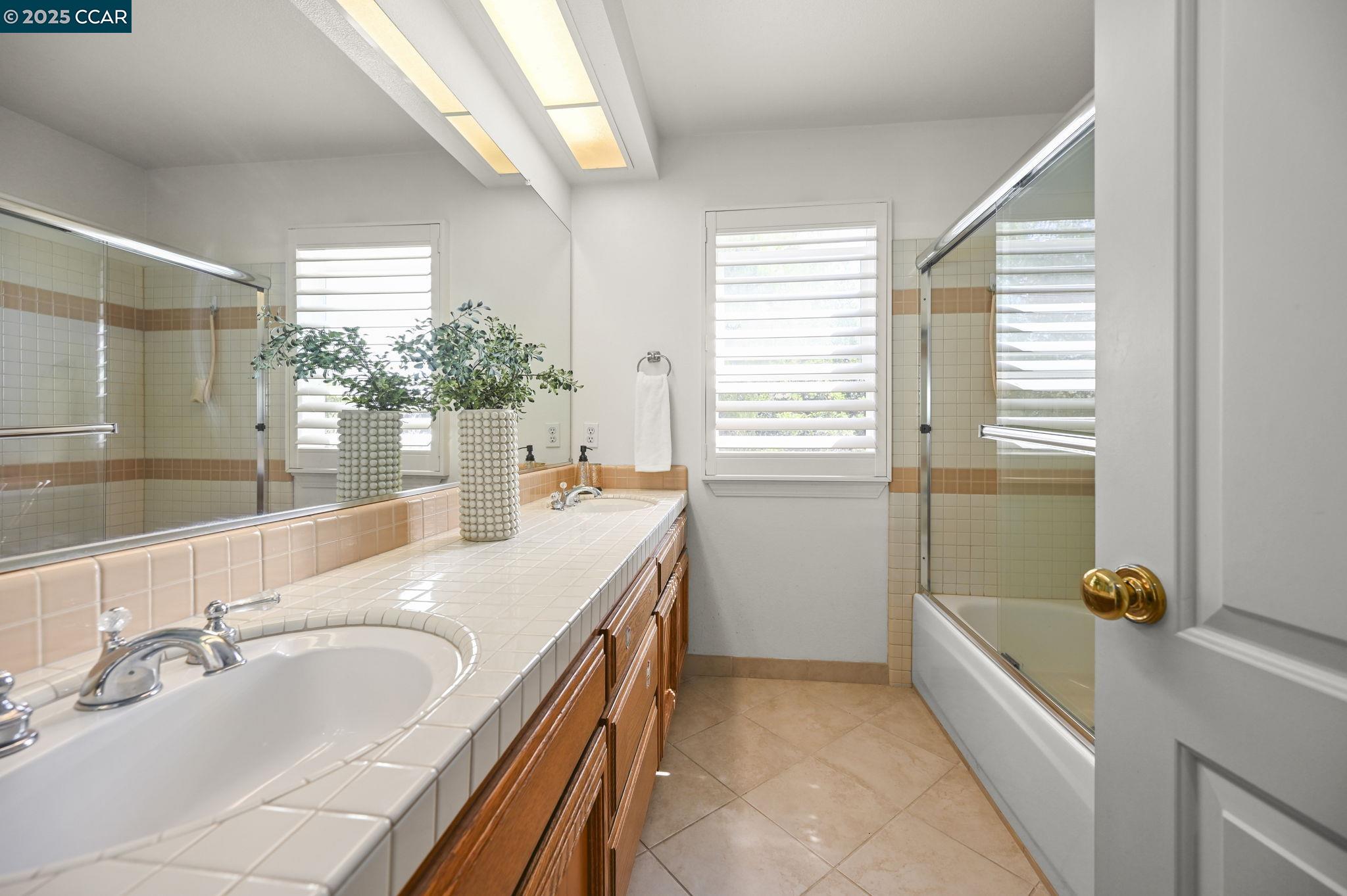 Detail Gallery Image 26 of 59 For 125 Coriander Ct, San Ramon,  CA 94582 - 5 Beds | 3 Baths
