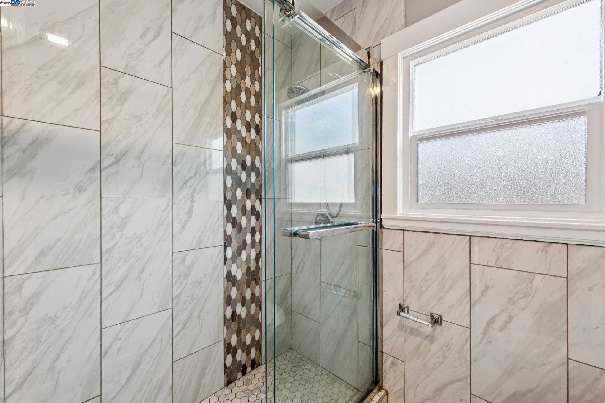 Detail Gallery Image 23 of 49 For 3032 22nd Ave, Oakland,  CA 94602 - 2 Beds | 1/1 Baths