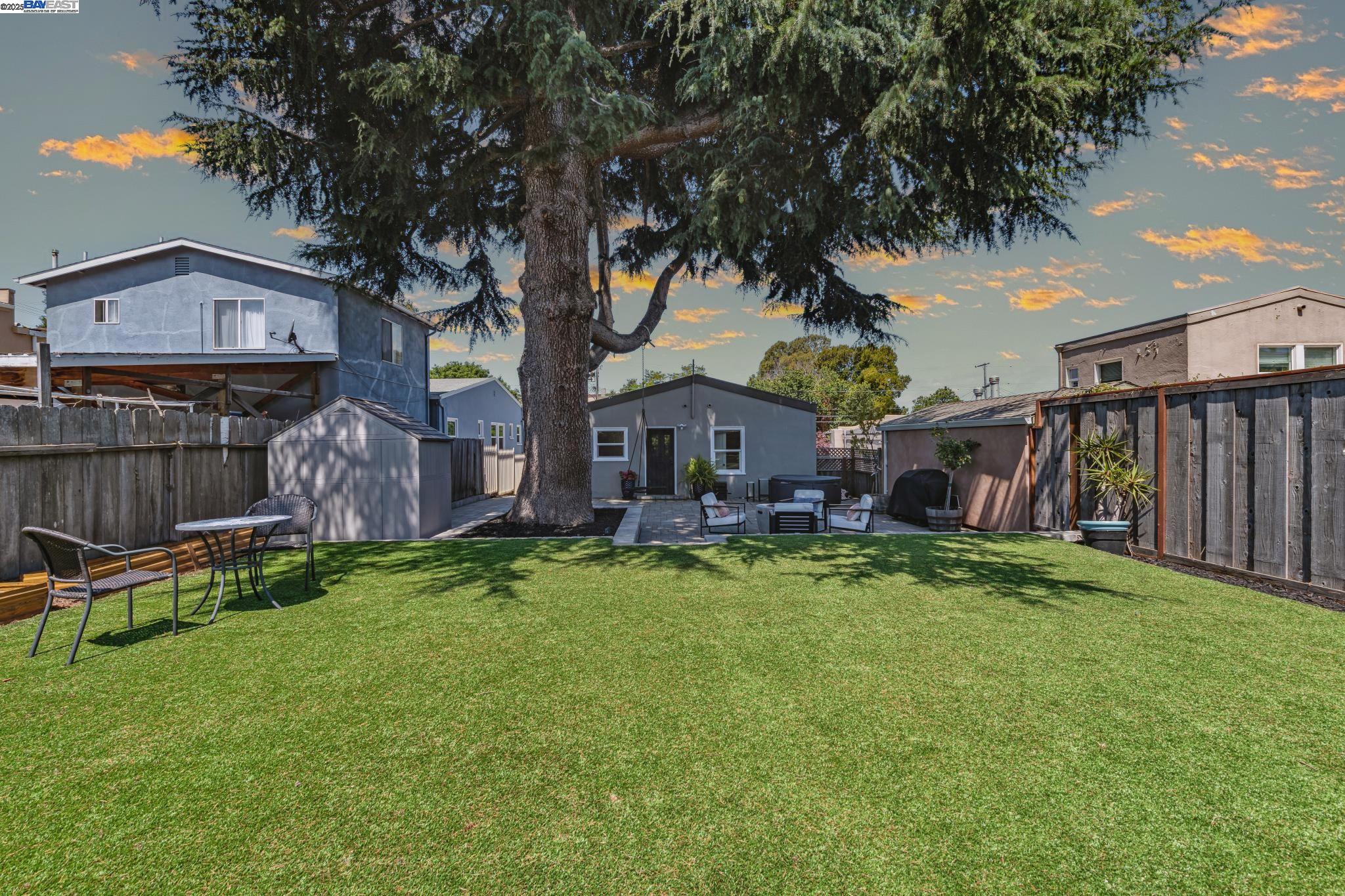 Detail Gallery Image 28 of 49 For 3032 22nd Ave, Oakland,  CA 94602 - 2 Beds | 1/1 Baths
