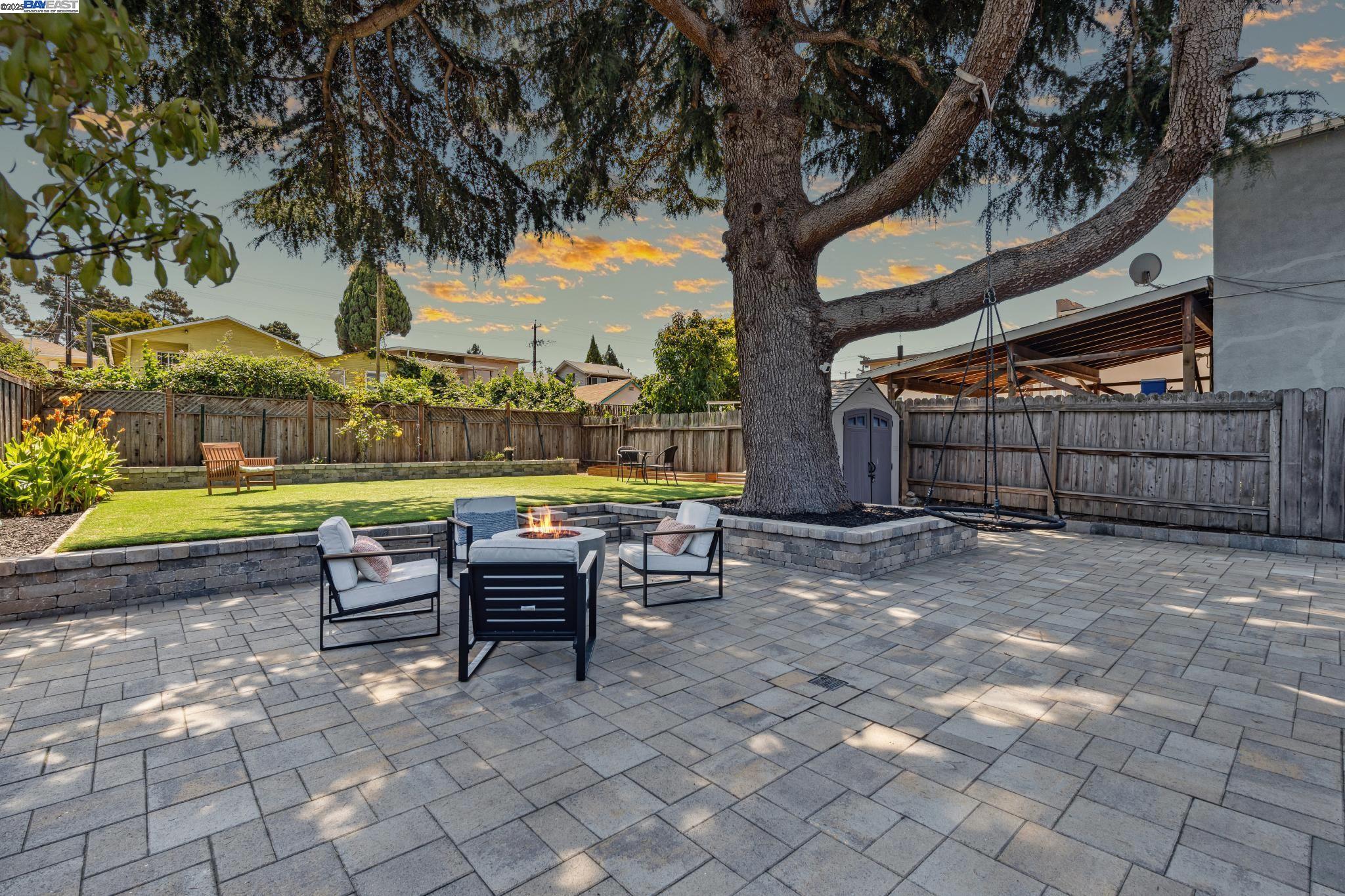 Detail Gallery Image 29 of 49 For 3032 22nd Ave, Oakland,  CA 94602 - 2 Beds | 1/1 Baths