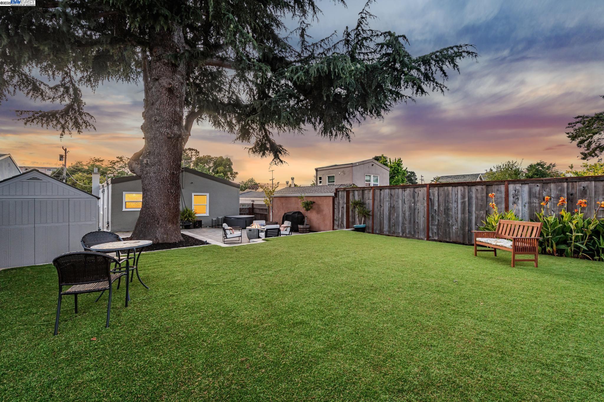 Detail Gallery Image 33 of 49 For 3032 22nd Ave, Oakland,  CA 94602 - 2 Beds | 1/1 Baths