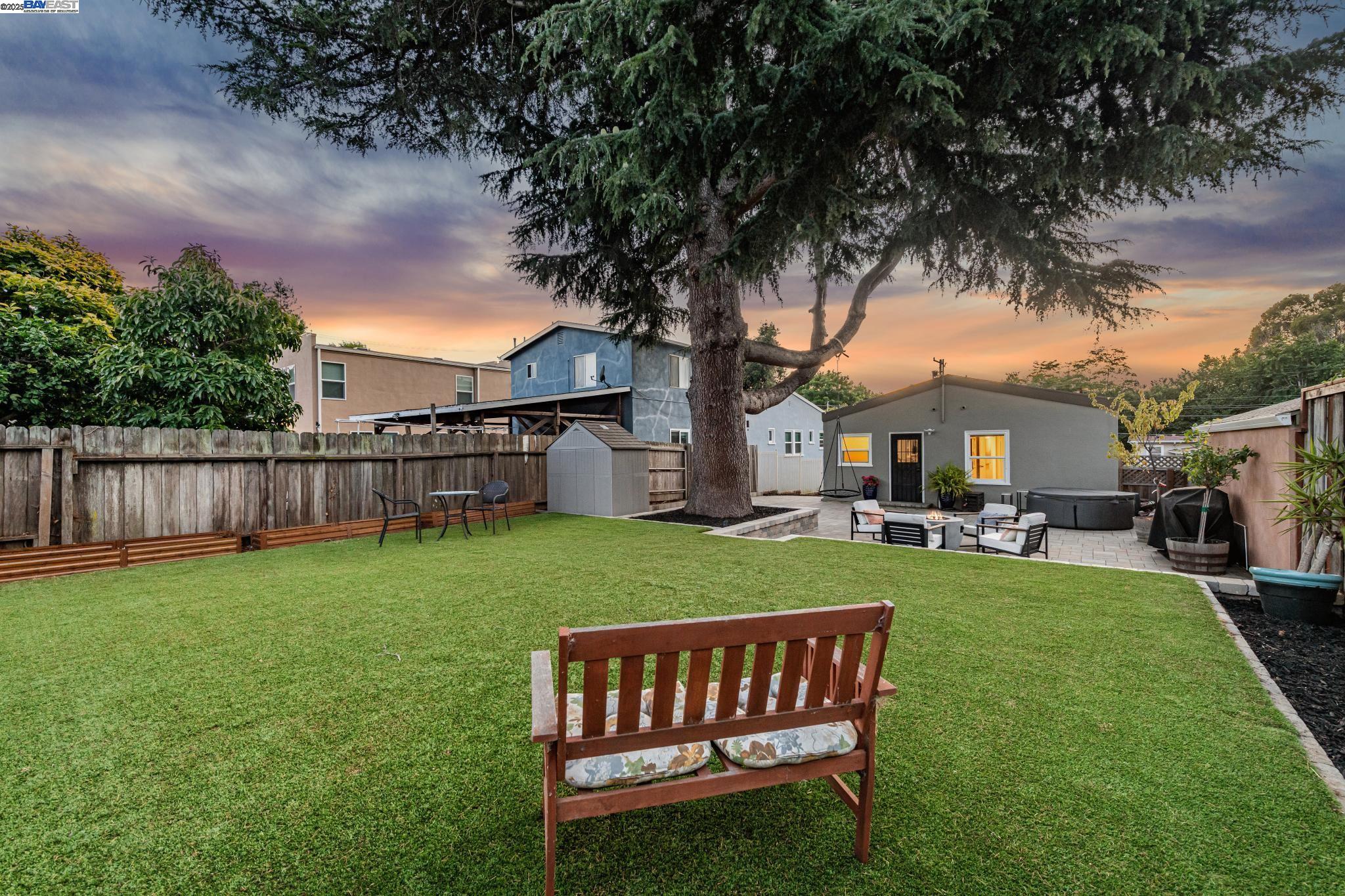 Detail Gallery Image 35 of 49 For 3032 22nd Ave, Oakland,  CA 94602 - 2 Beds | 1/1 Baths