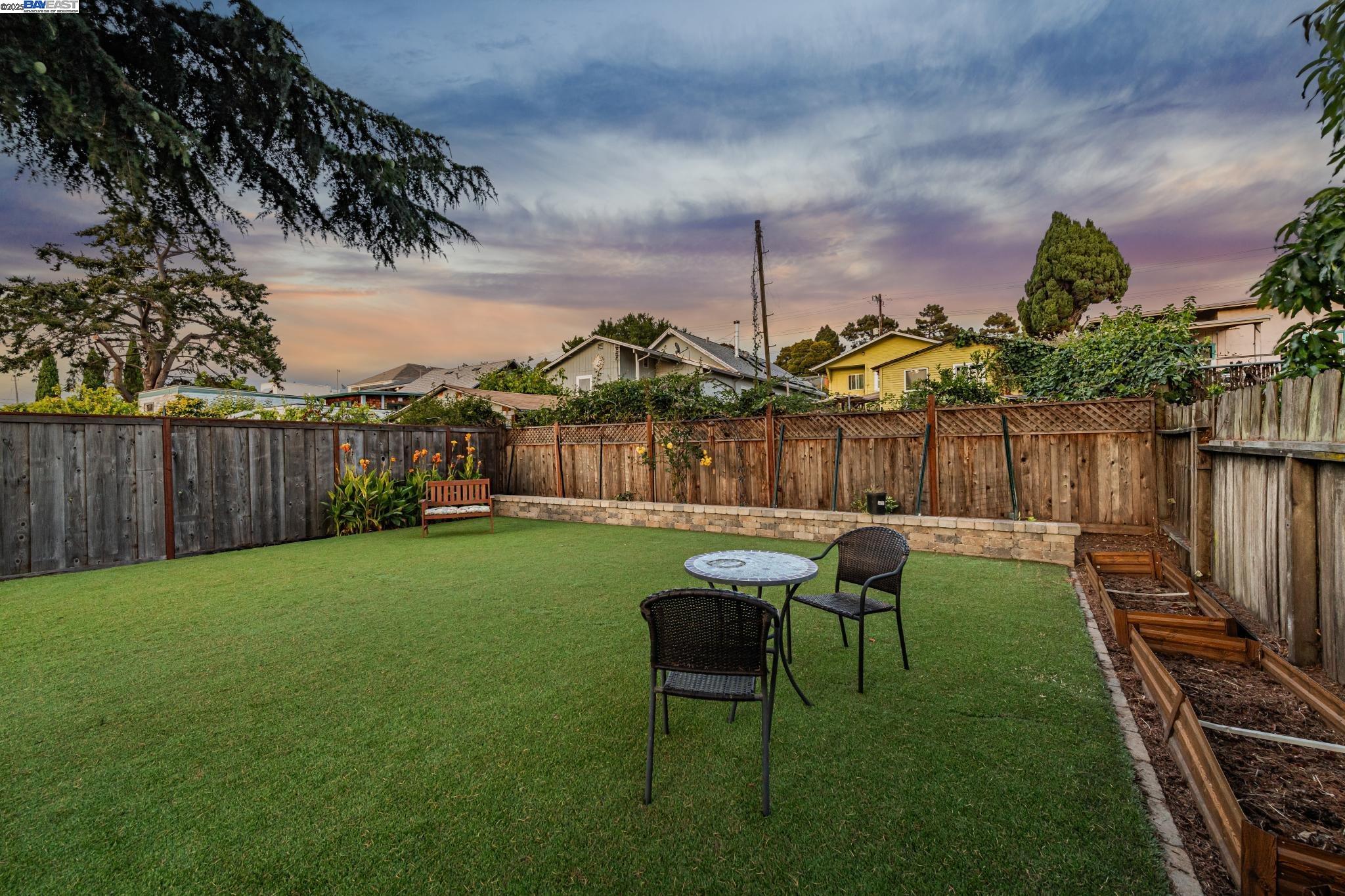 Detail Gallery Image 36 of 49 For 3032 22nd Ave, Oakland,  CA 94602 - 2 Beds | 1/1 Baths