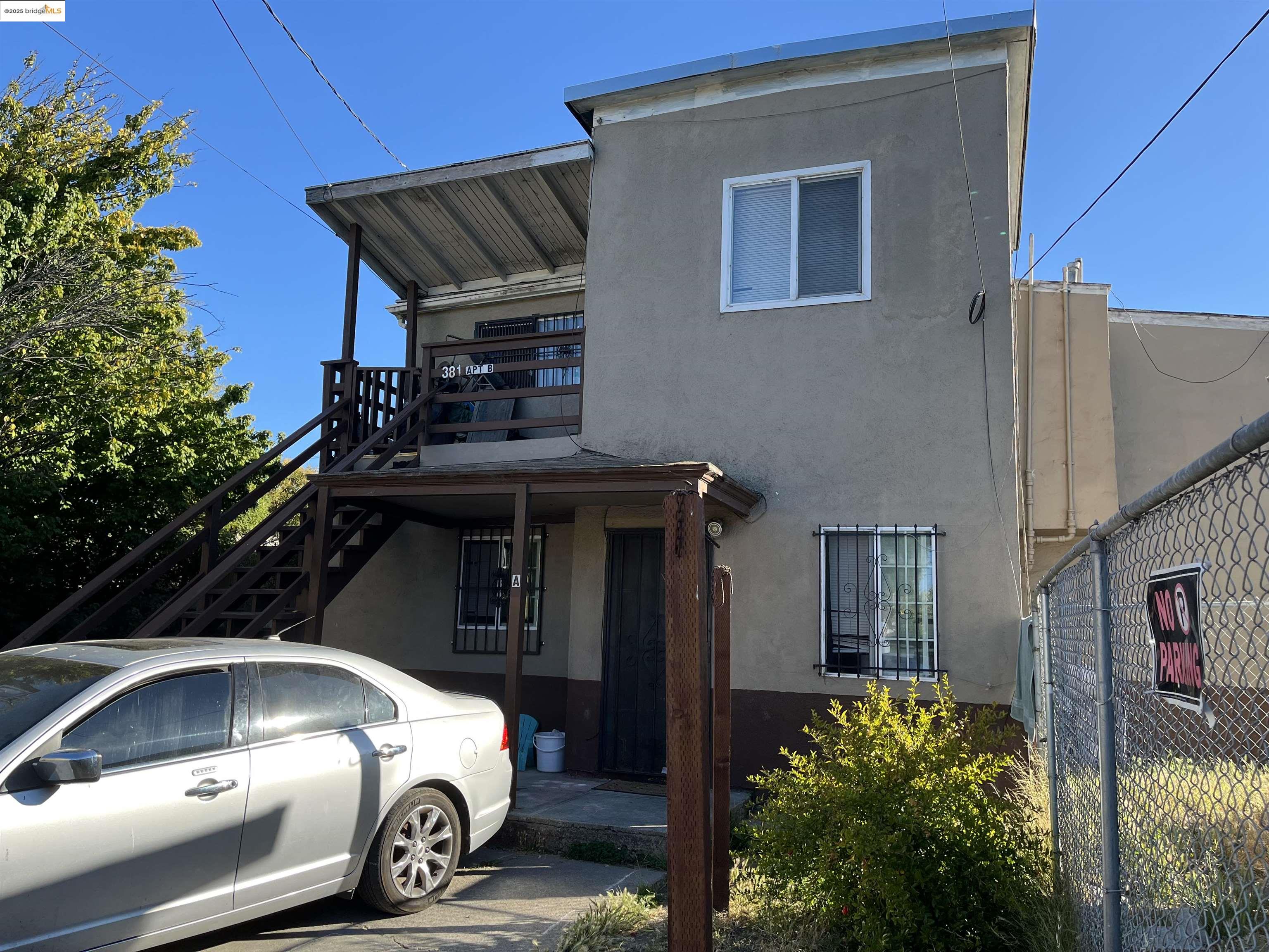 Detail Gallery Image 4 of 15 For 381a, 381b S 34th St, Richmond,  CA 94804 - – Beds | – Baths