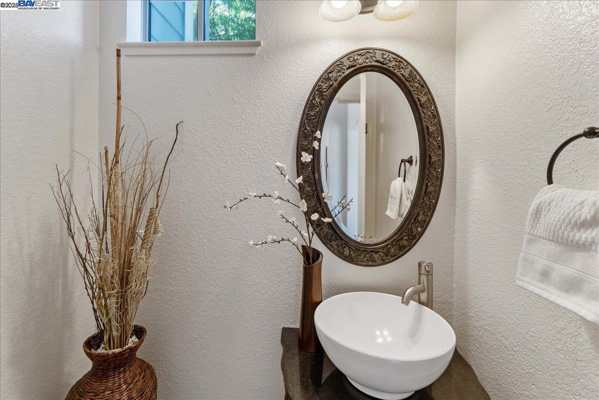Detail Gallery Image 12 of 31 For 4640 Hampton Falls Place, San Jose,  CA 95136 - 3 Beds | 2/1 Baths