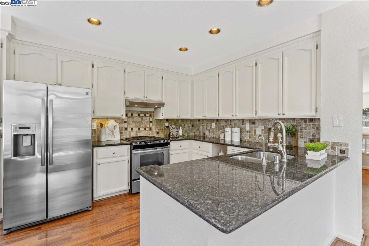 Detail Gallery Image 16 of 31 For 4640 Hampton Falls Place, San Jose,  CA 95136 - 3 Beds | 2/1 Baths